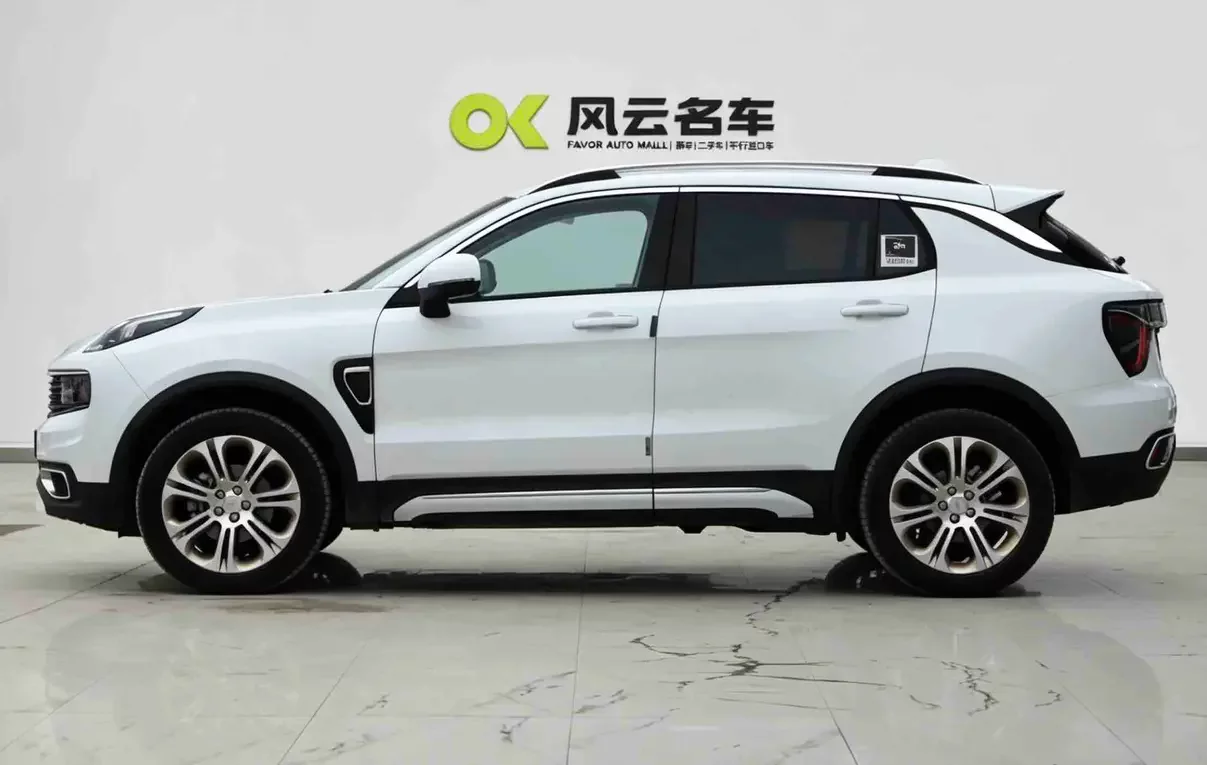 Lynk & Co 01