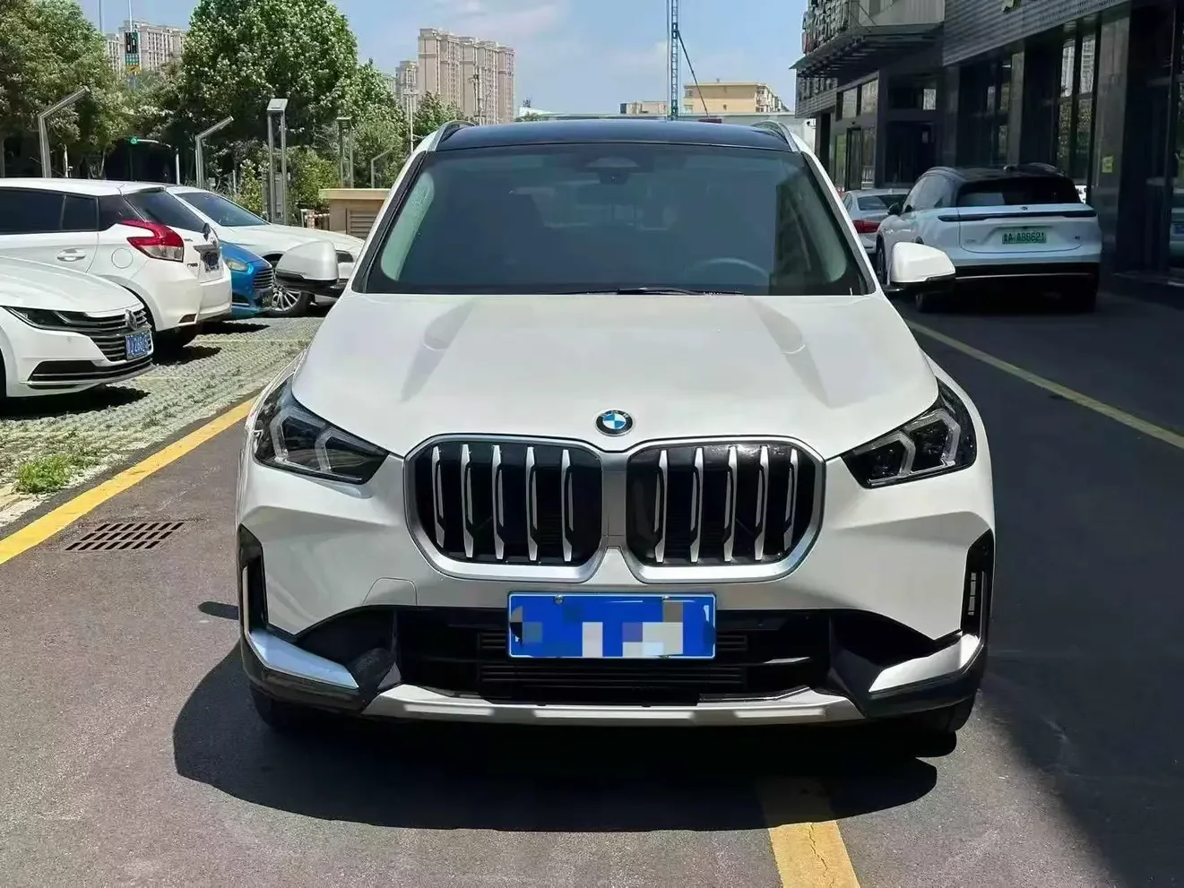 BMW X1