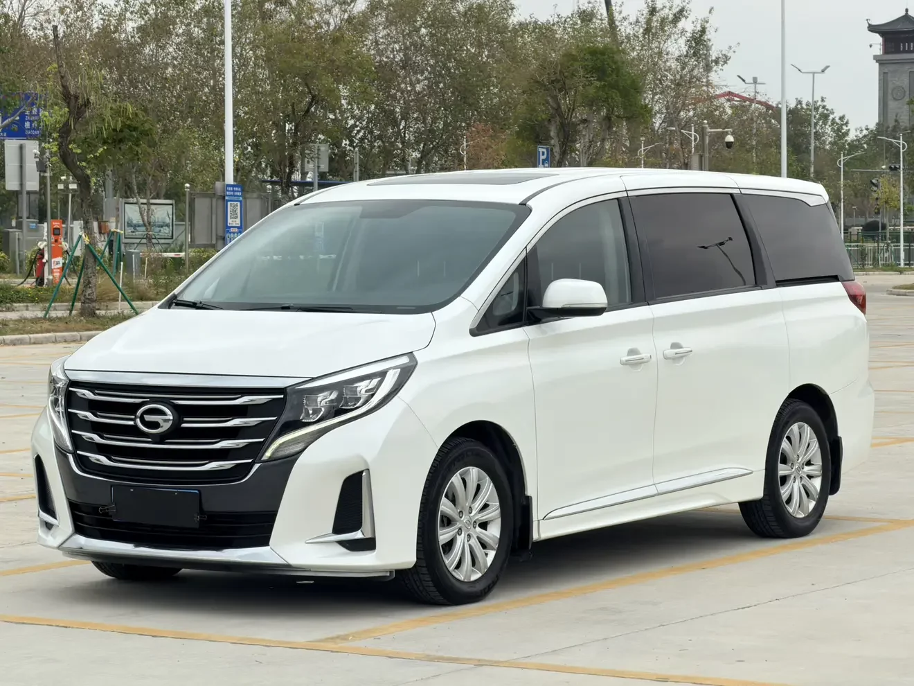 GAC Trumpchi M8