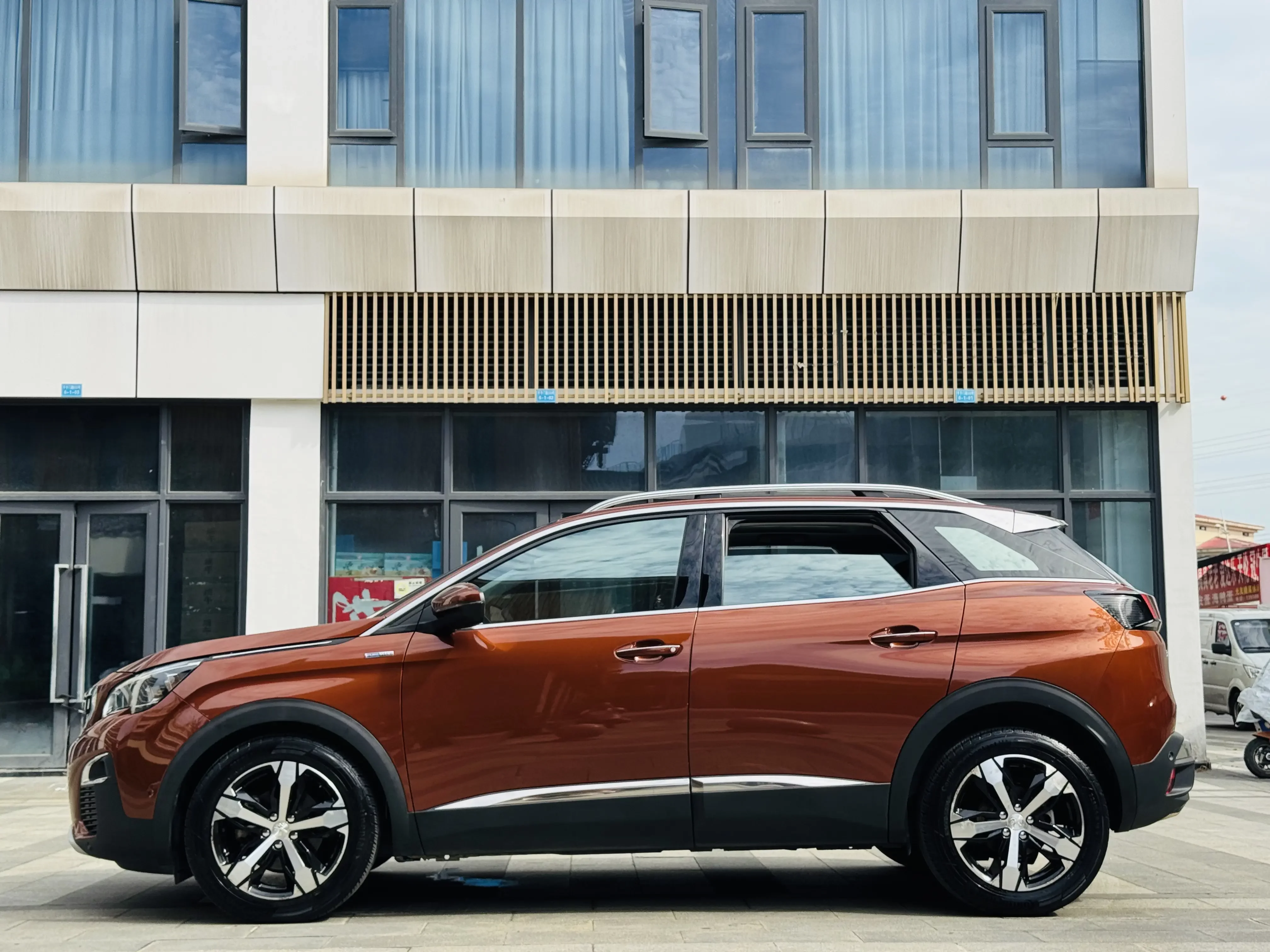 Peugeot 4008
