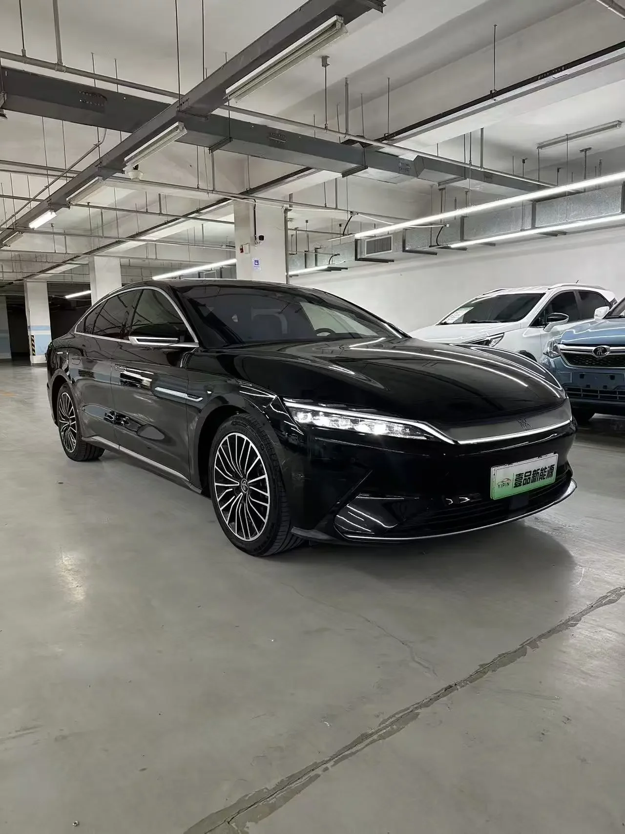 BYD Han EV