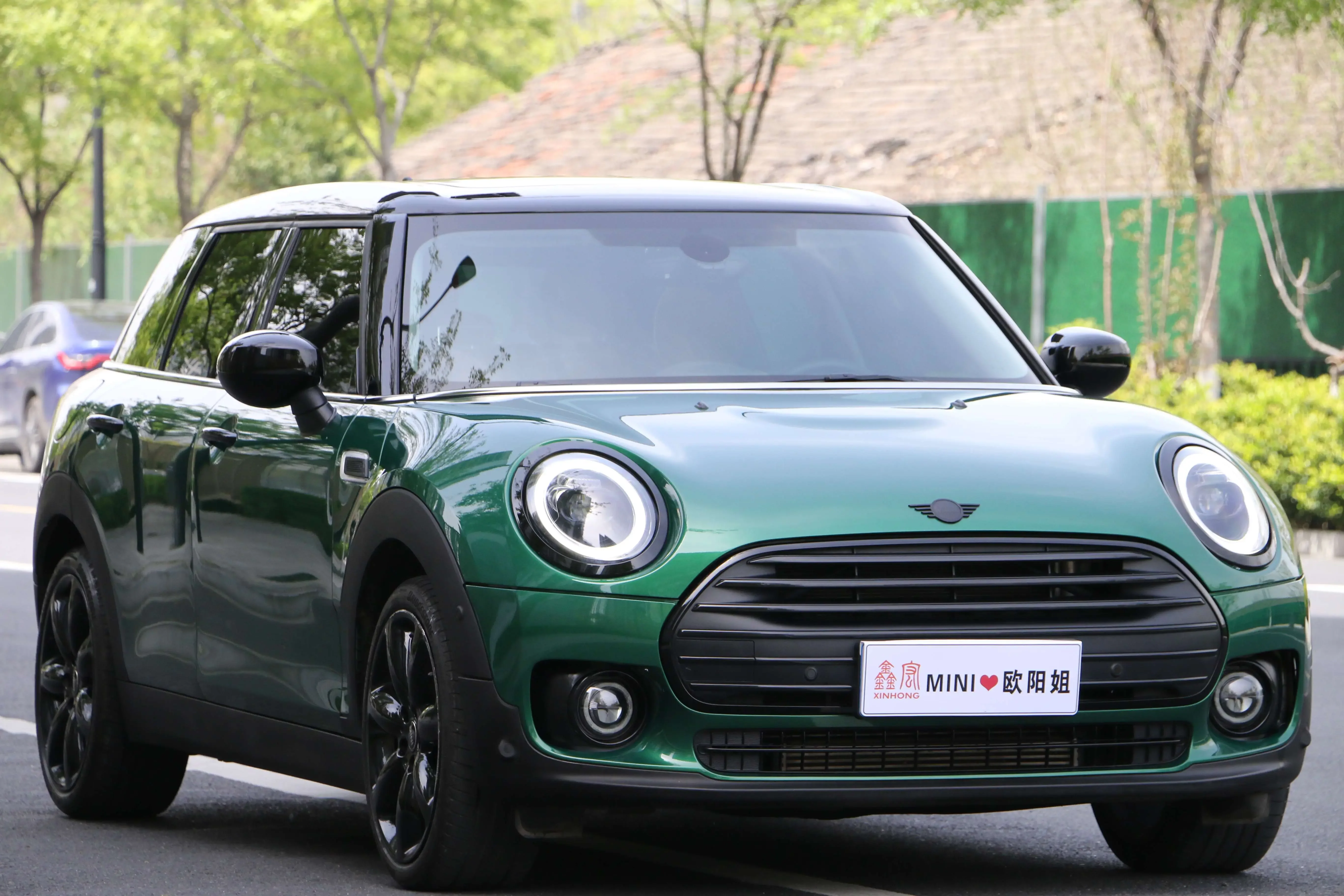 MINI CLUBMAN
