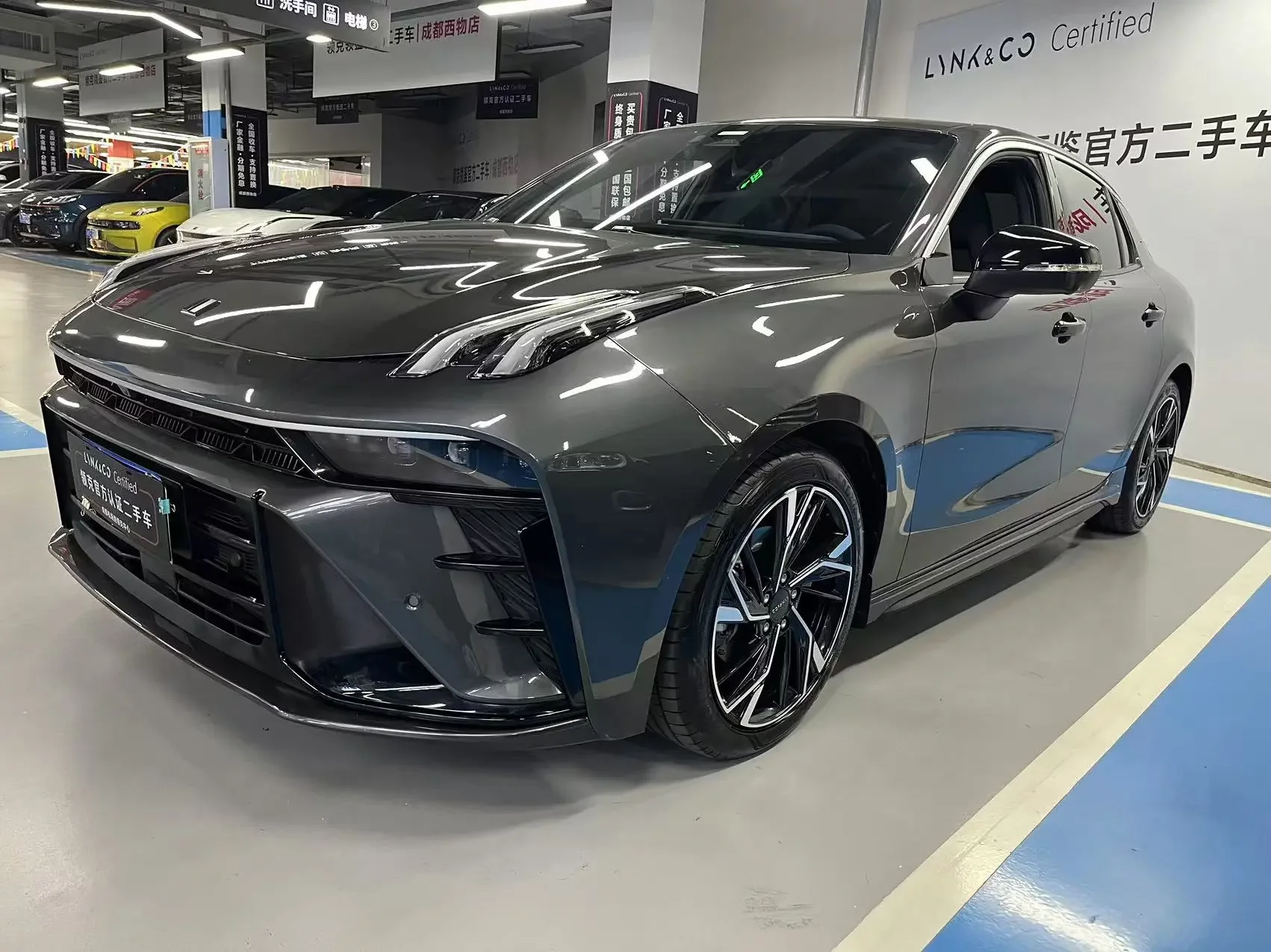 Lynk & Co 03