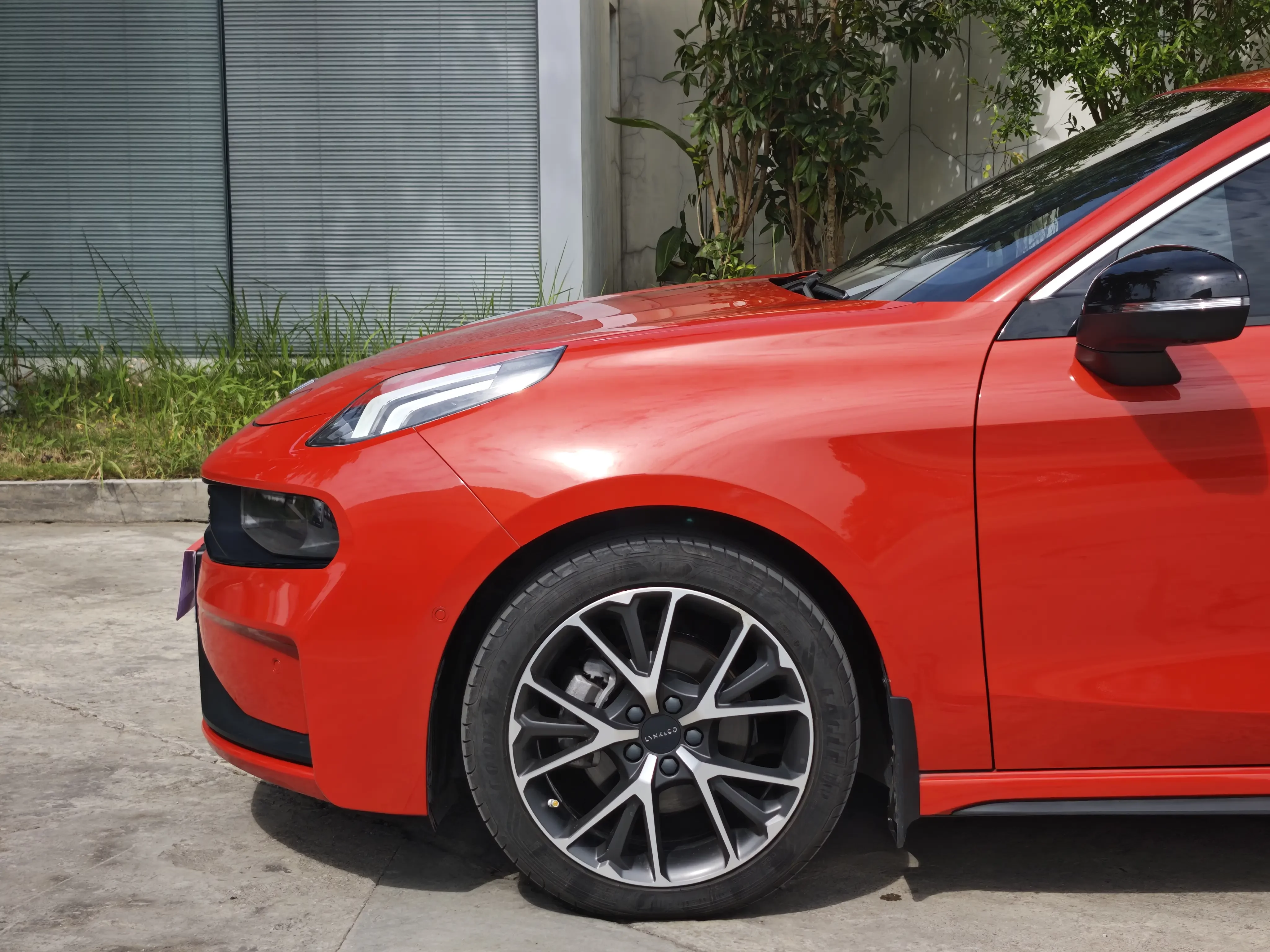 Lynk & Co 03