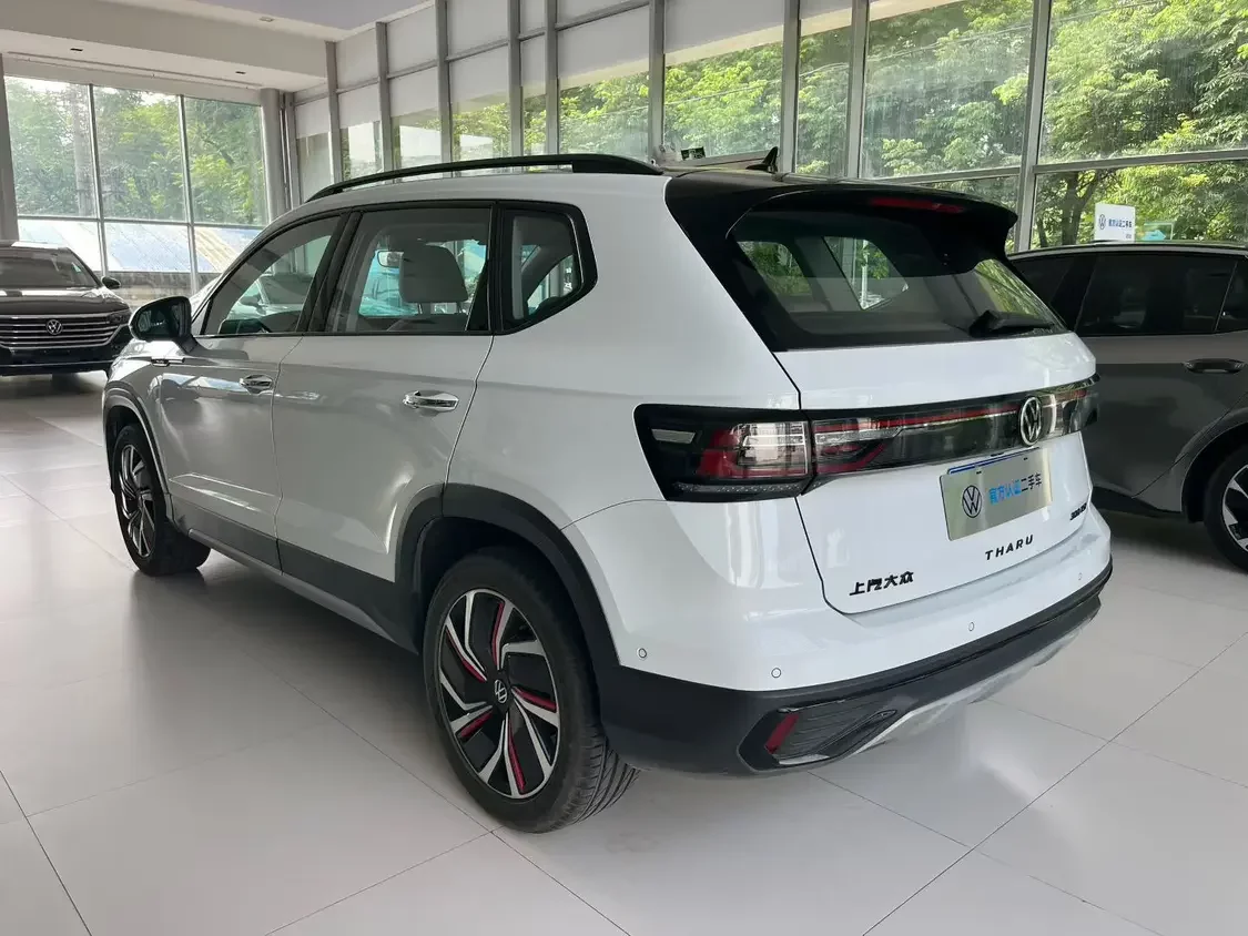 Volkswagen Tharu