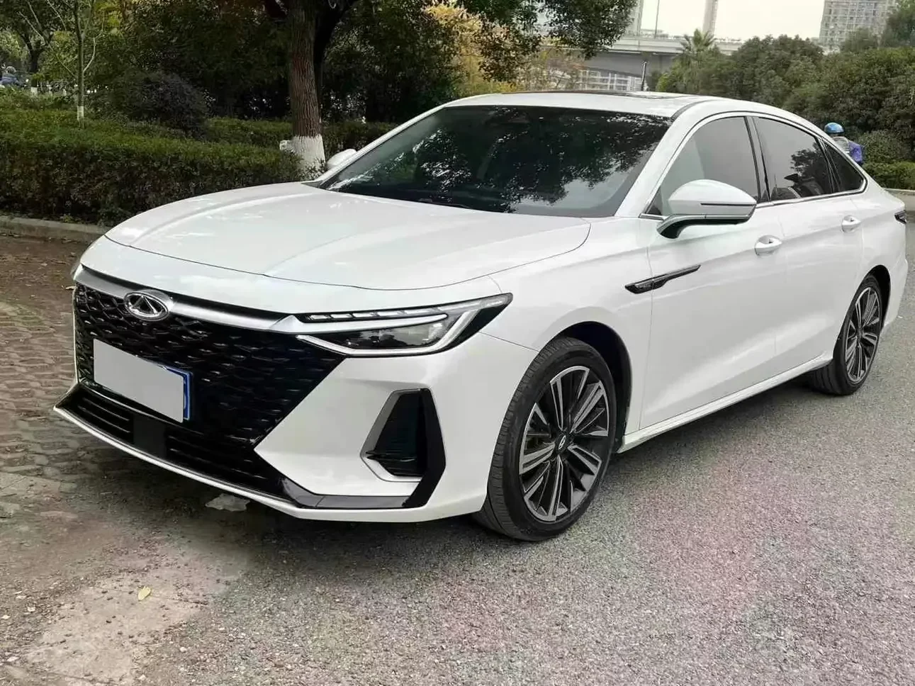 Chery Arrizo 8