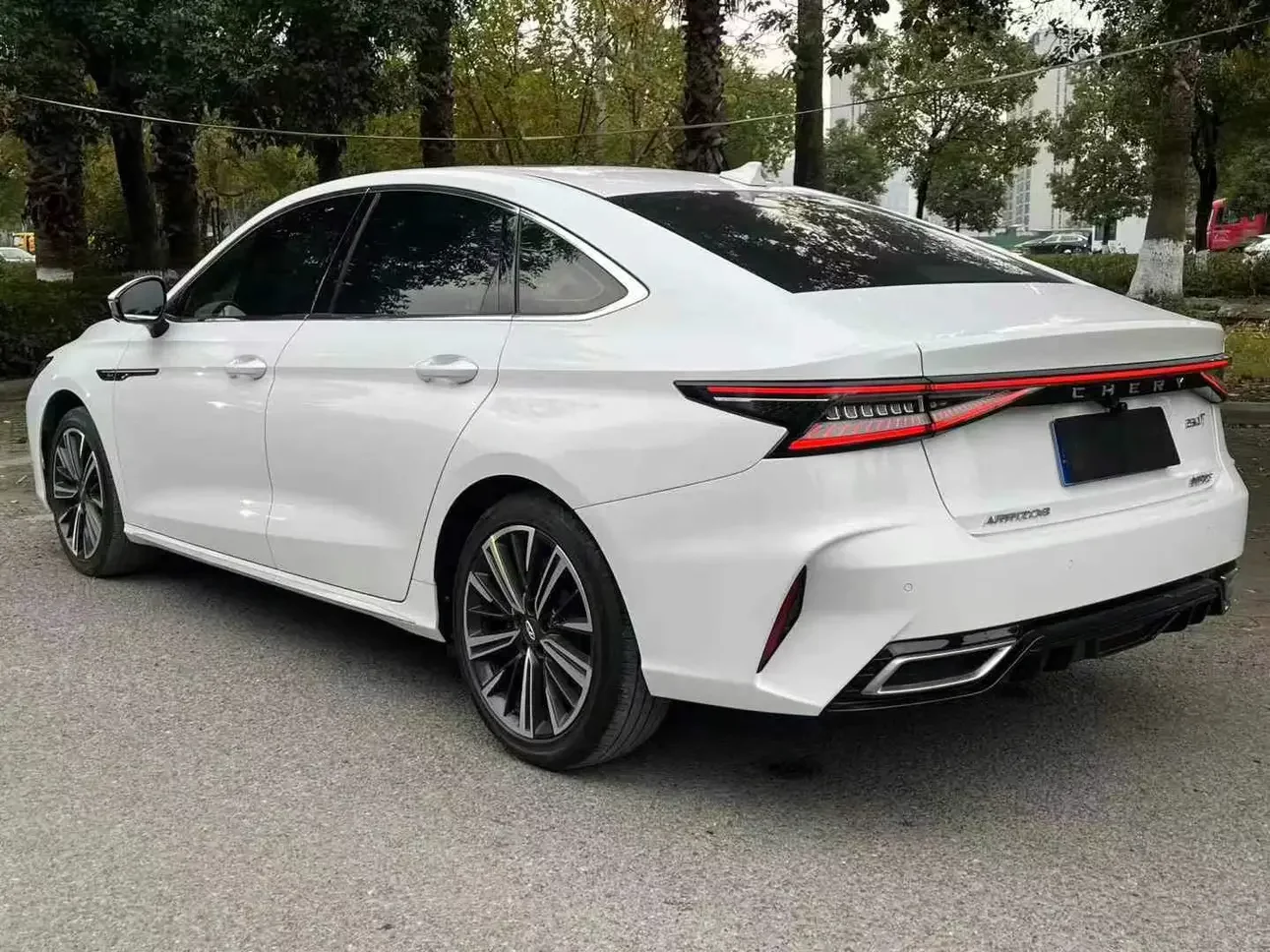 Chery Arrizo 8