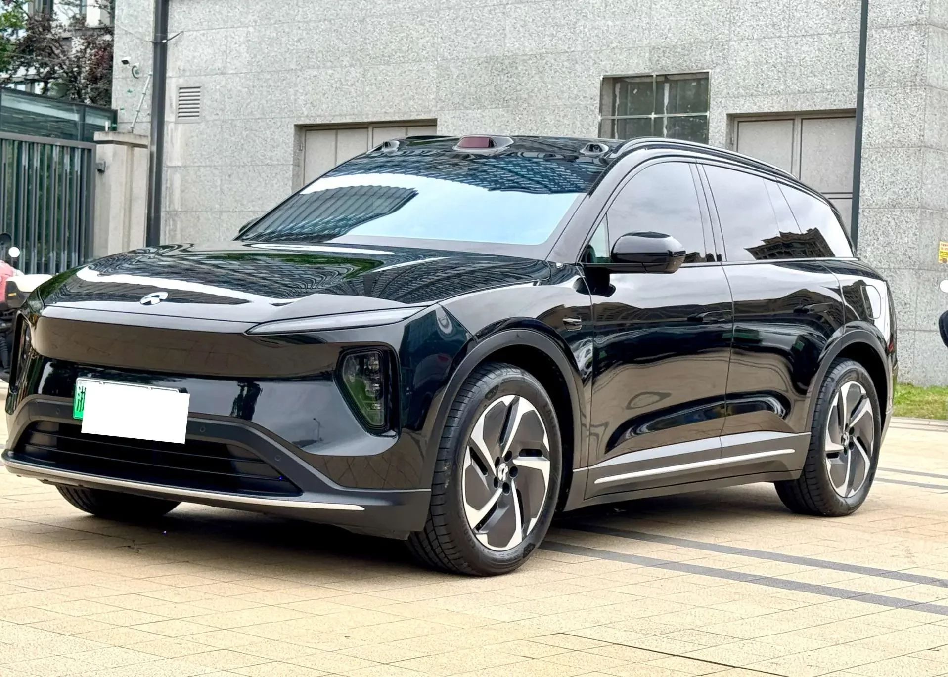 NIO ES6