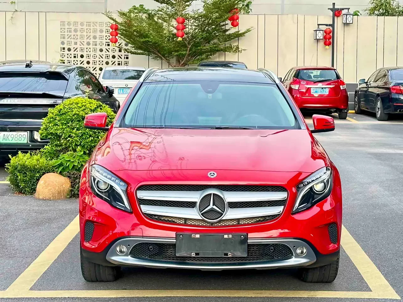 Mercedes-Benz GLA