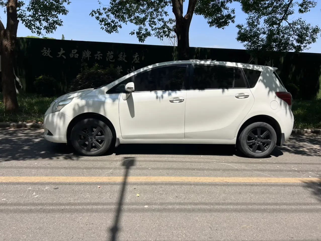 Toyota Verso / EZ