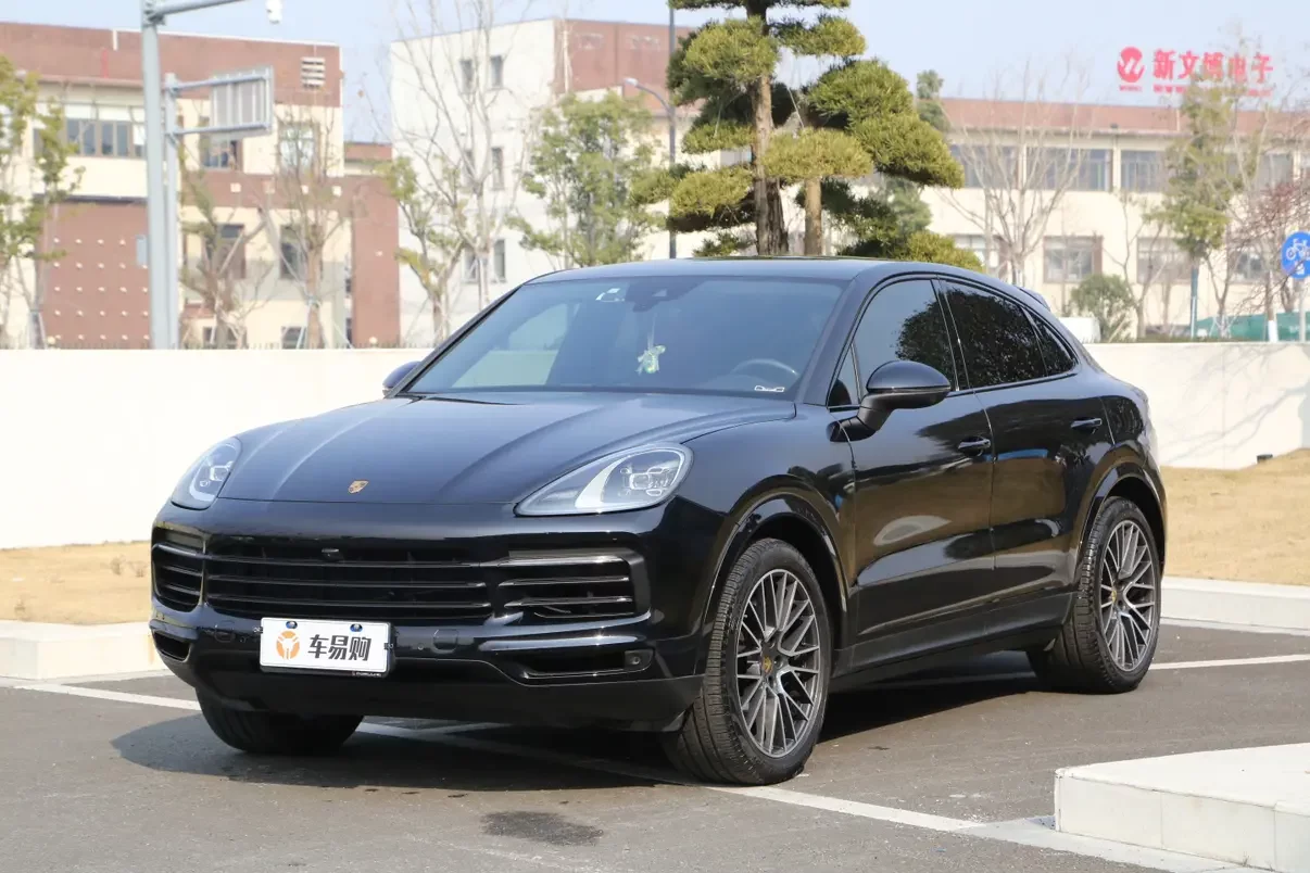 Porsche Cayenne Coupe
