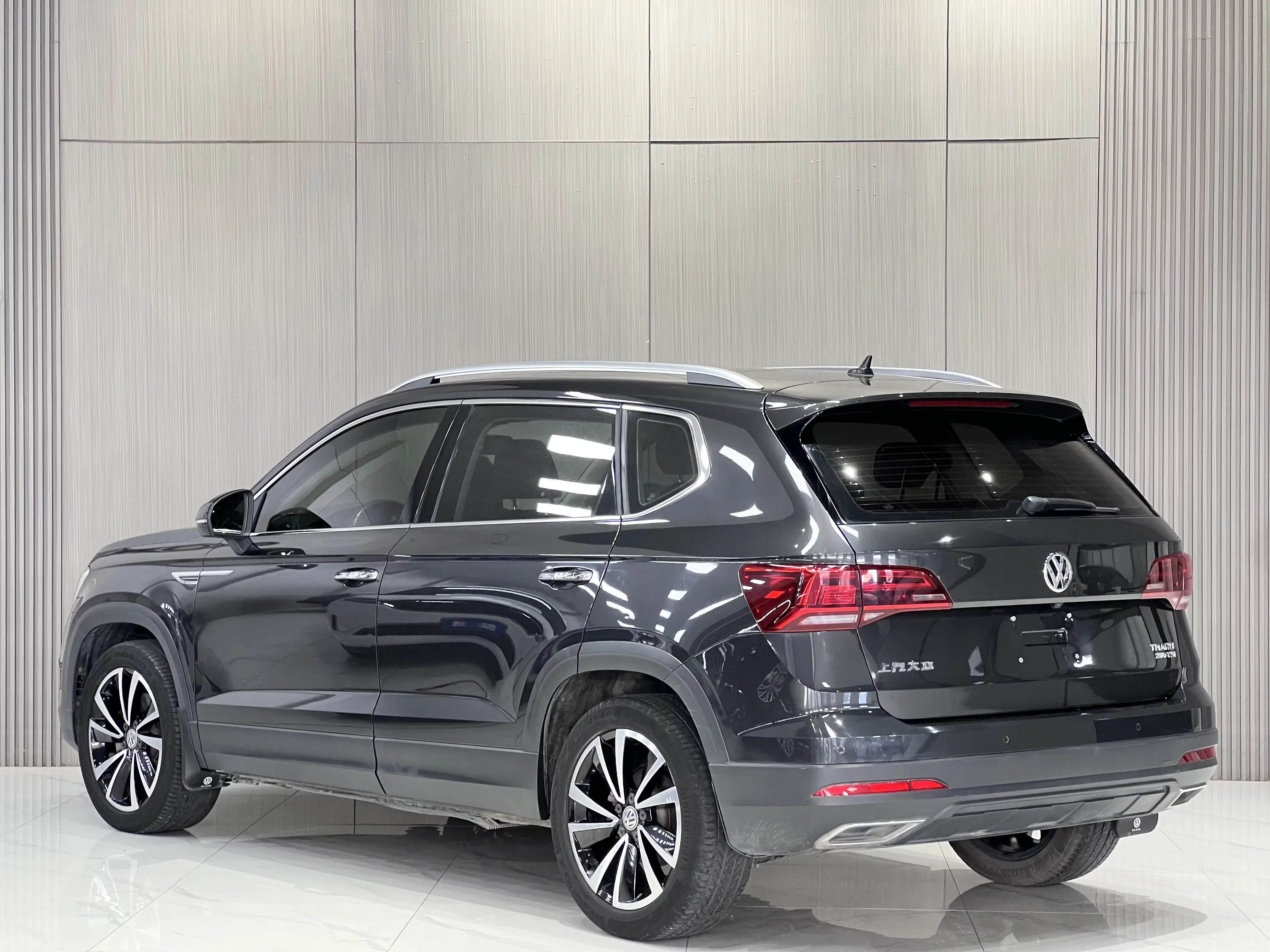 Volkswagen Tharu