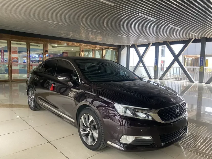 DS 5LS