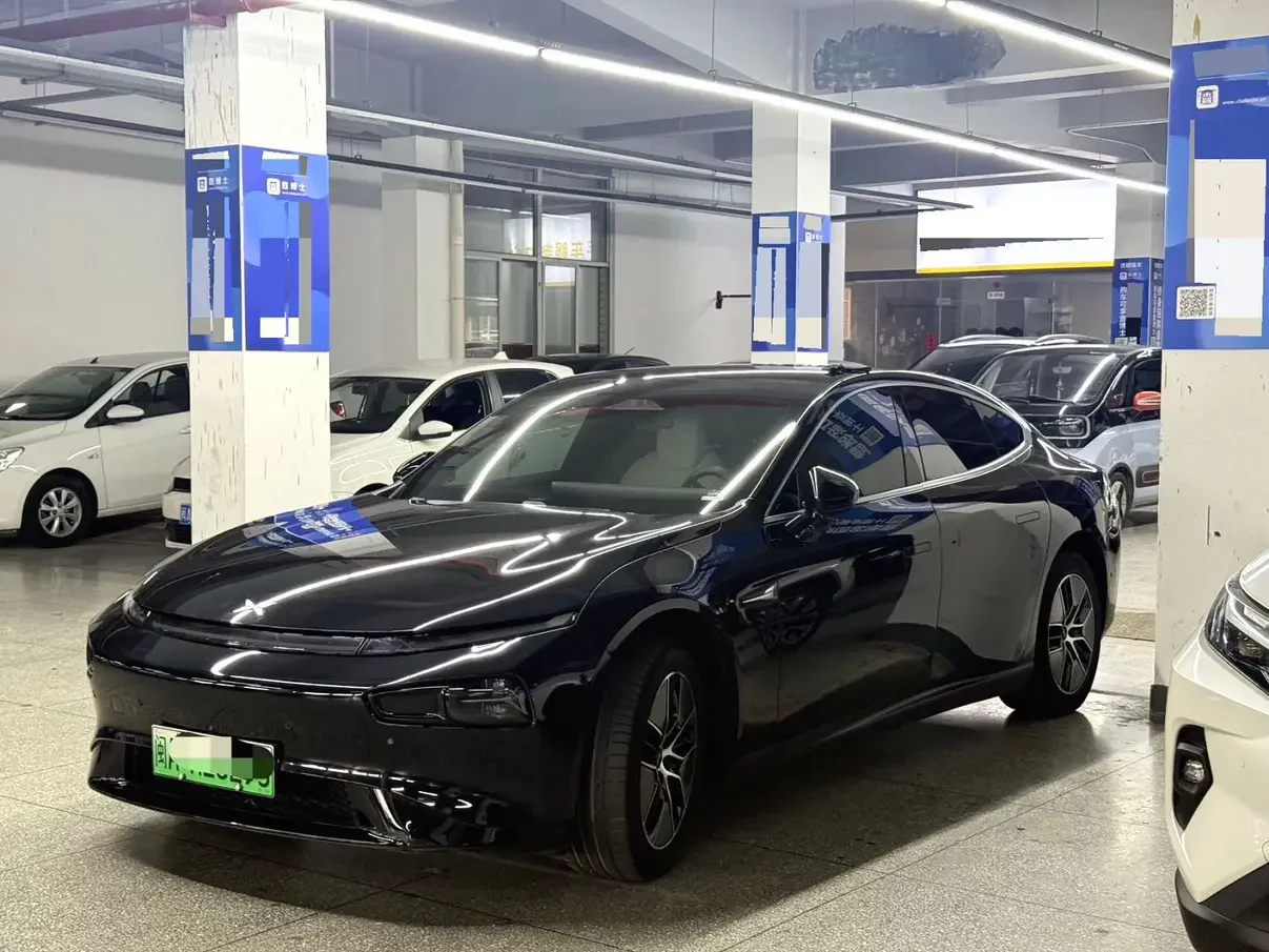 Xpeng P7