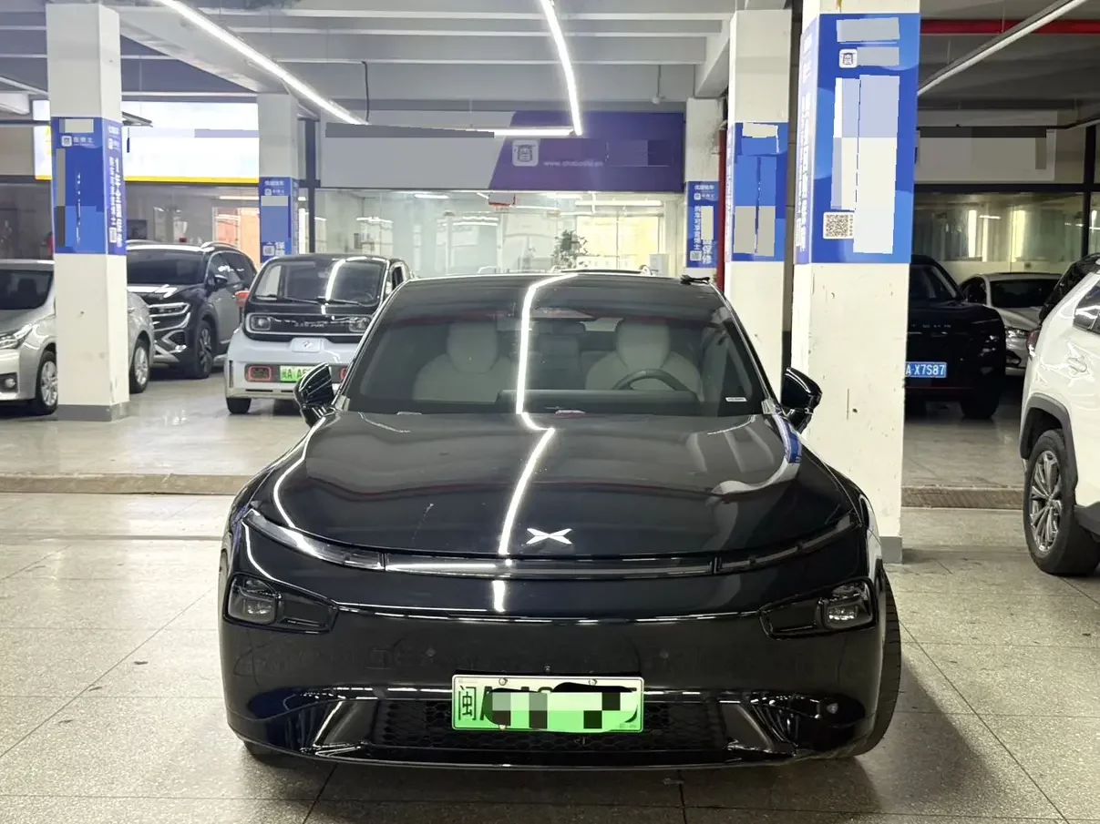 Xpeng P7