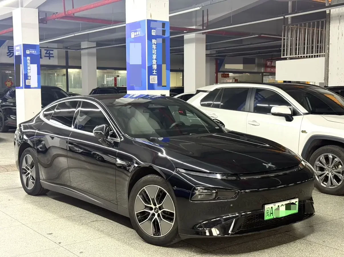Xpeng P7