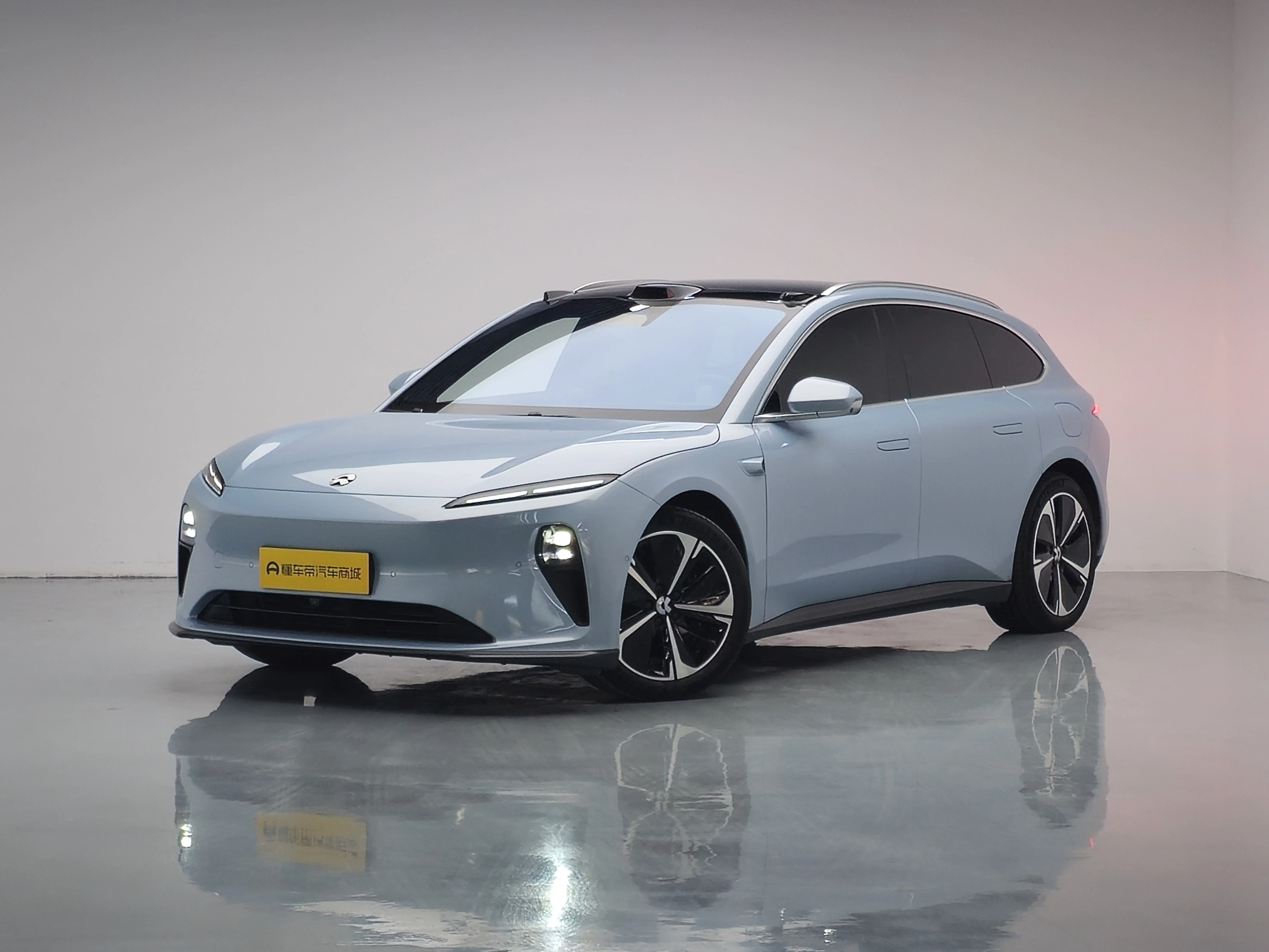 NIO ET5T  из Китая