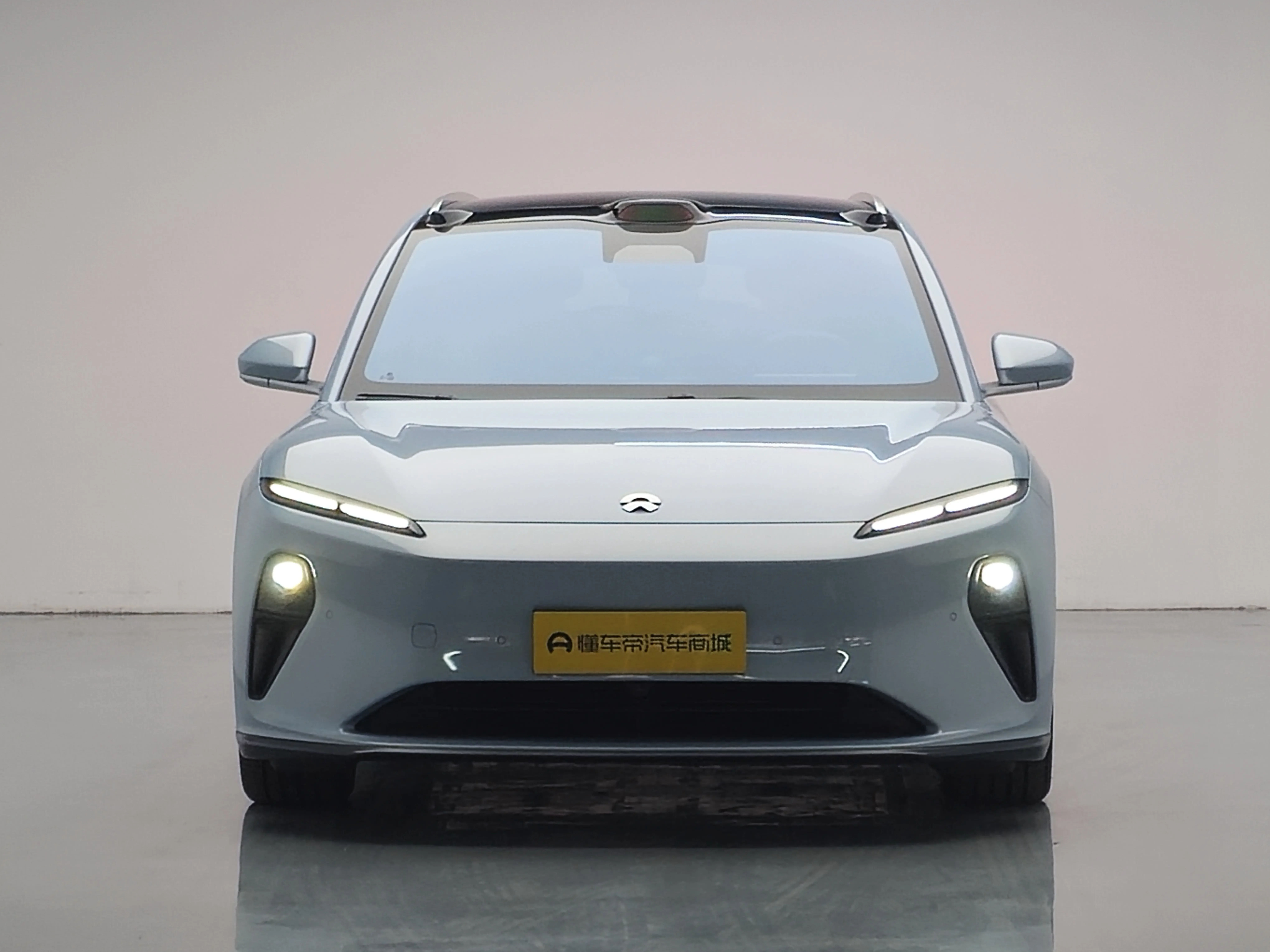 NIO ET5T  из Китая