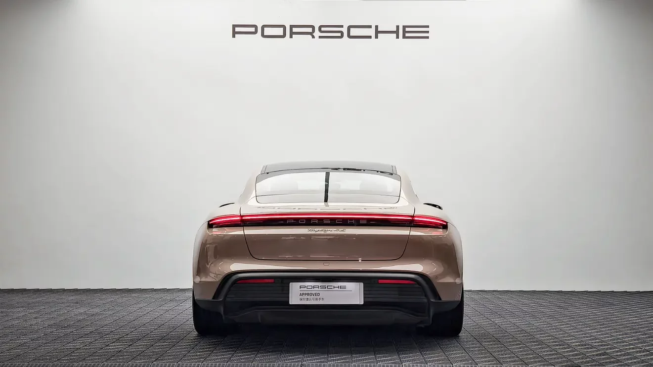 Porsche Taycan
