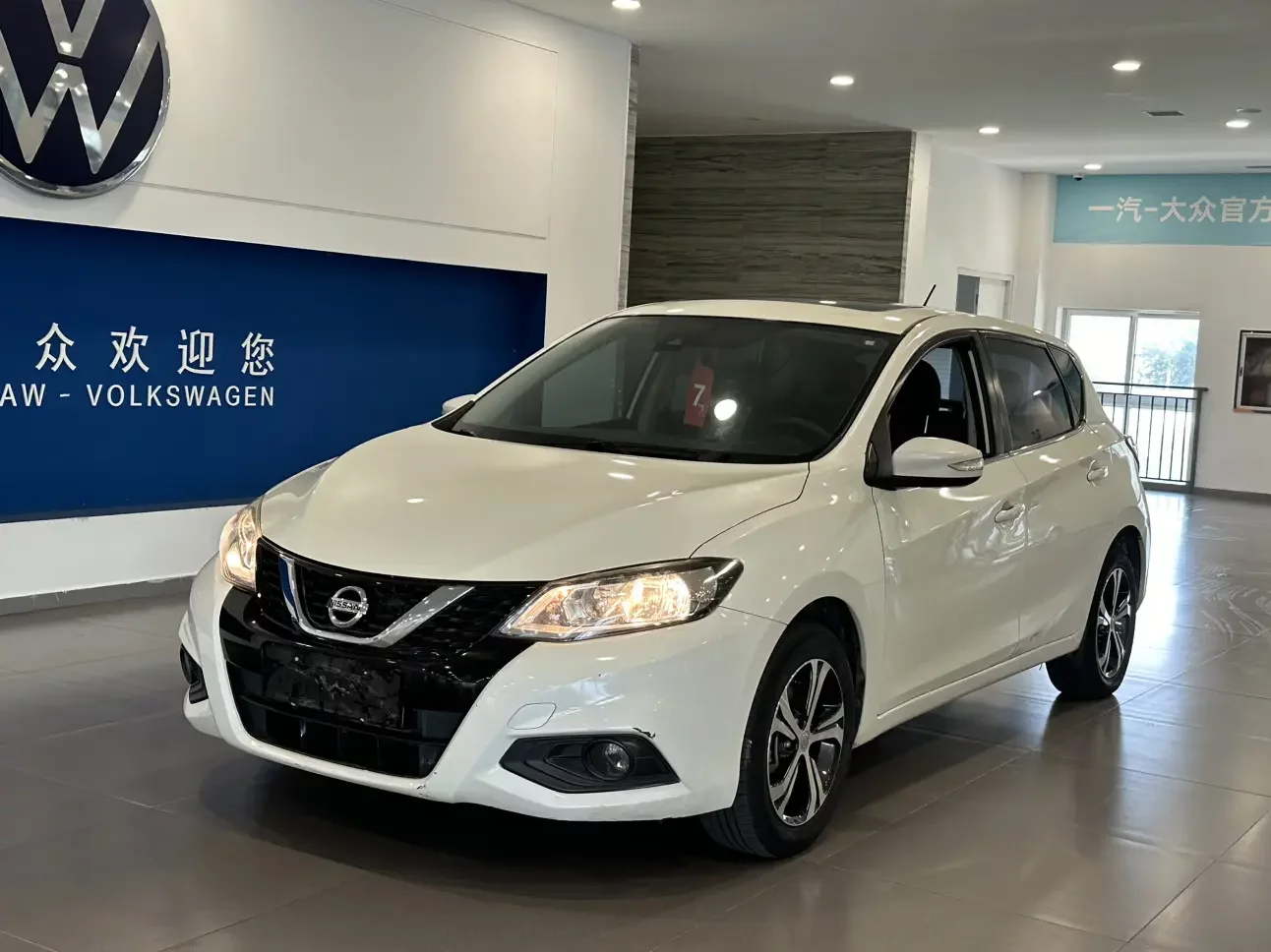 Nissan Tiida
