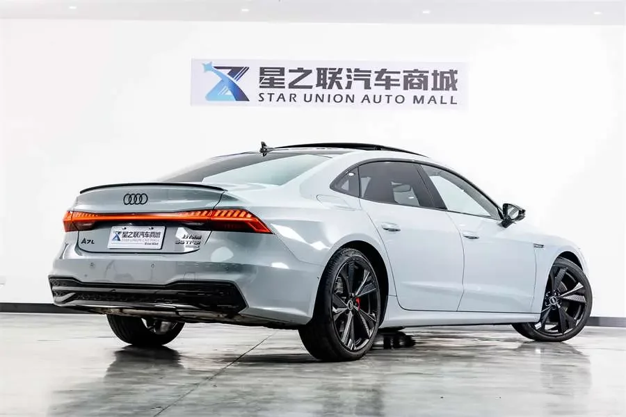 Audi A7L