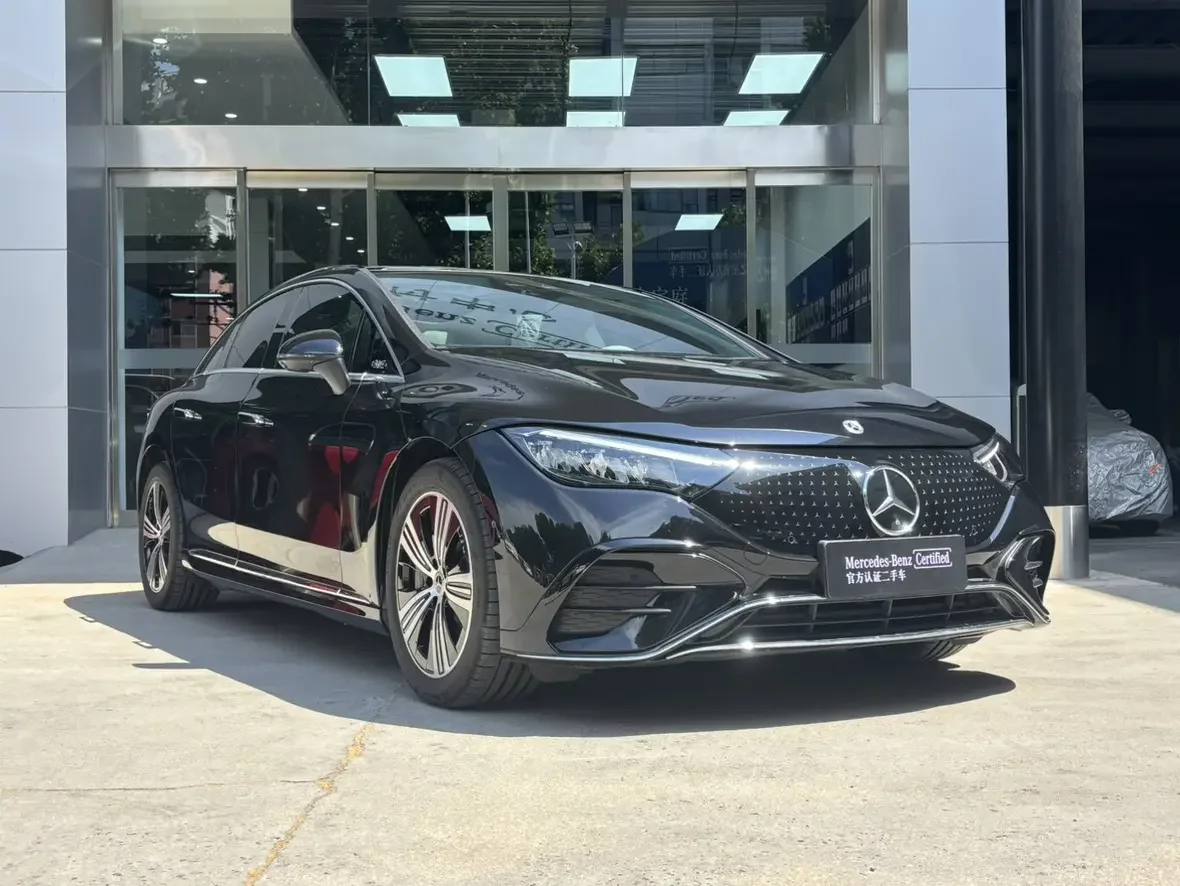 Mercedes-Benz EQE
