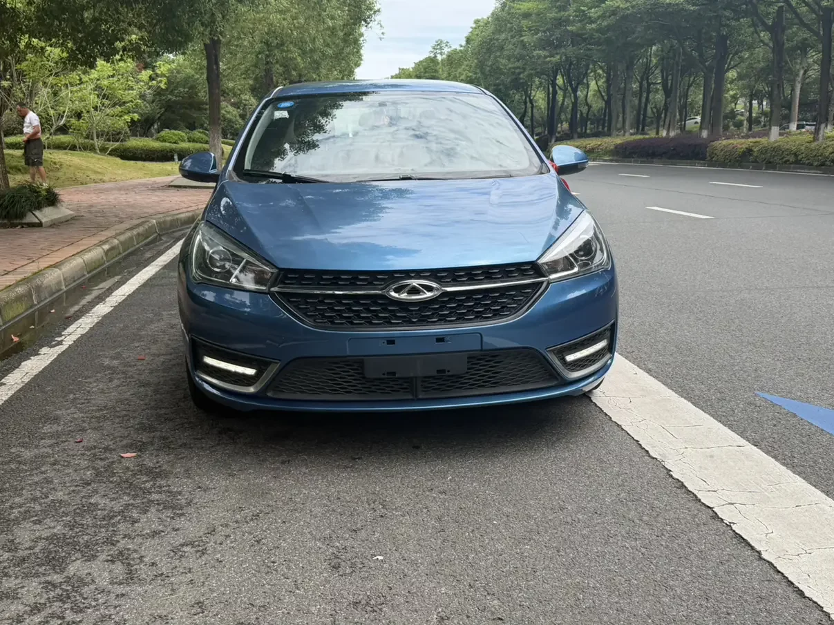 Chery Arrizo 5