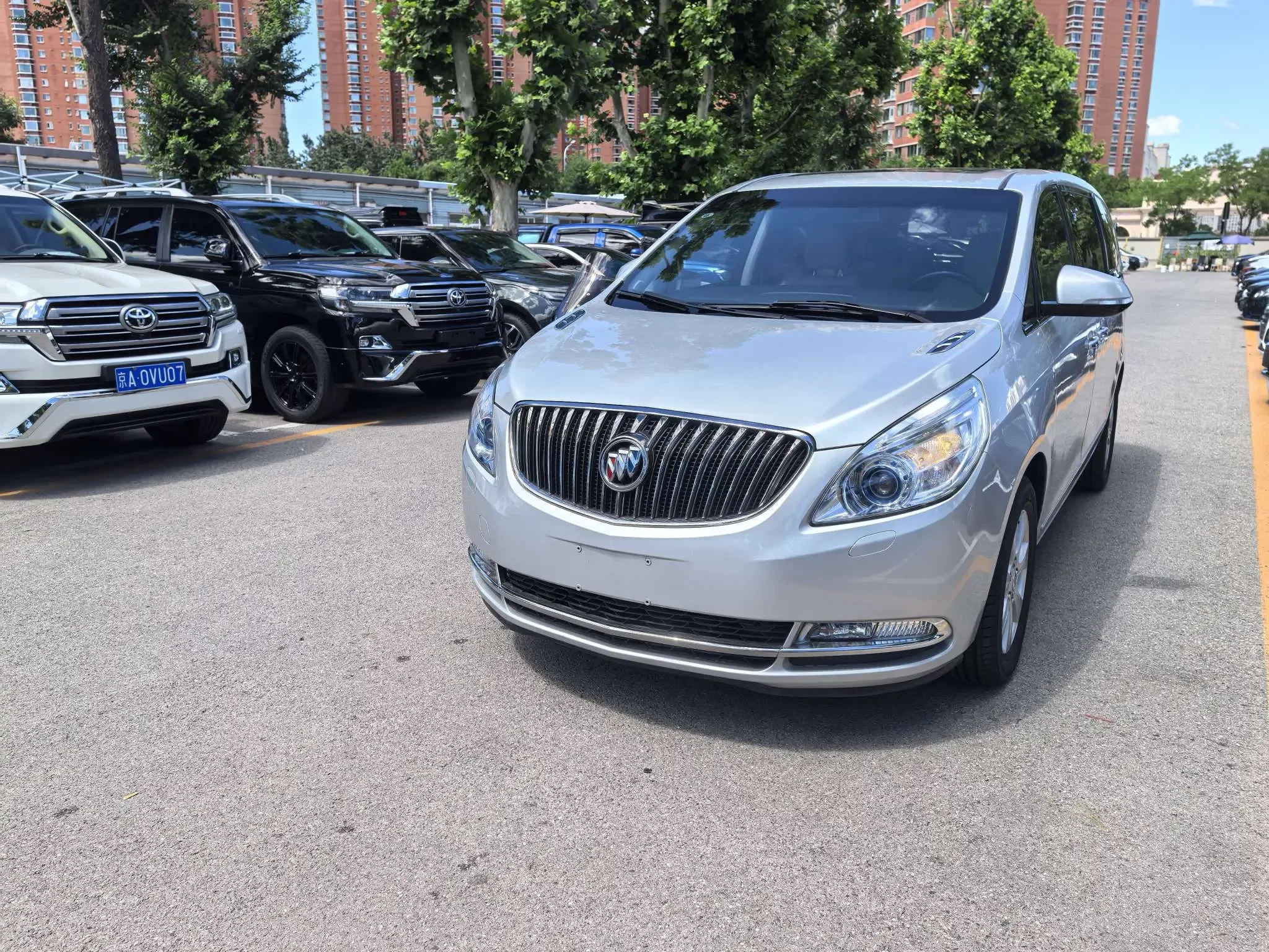 Buick GL8