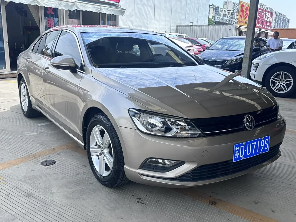 Volkswagen Lamando