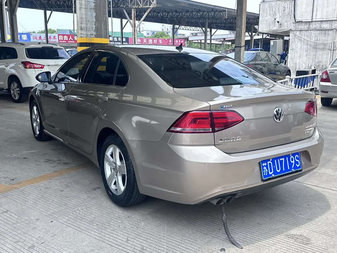 Volkswagen Lamando