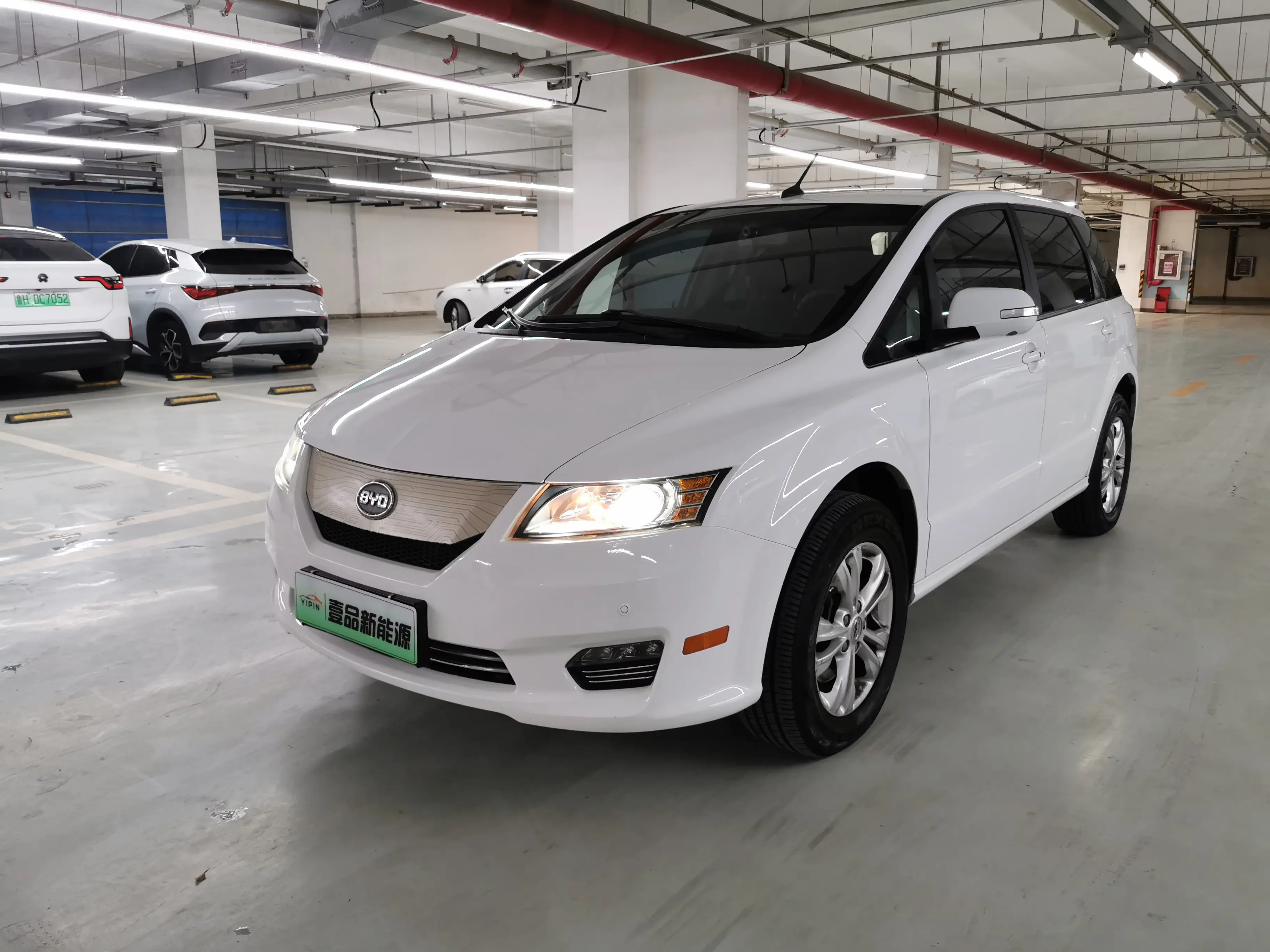BYD e6