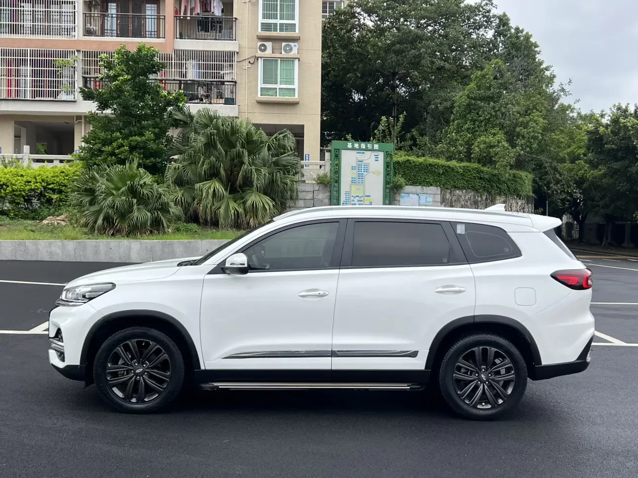 Chery Tiggo 8