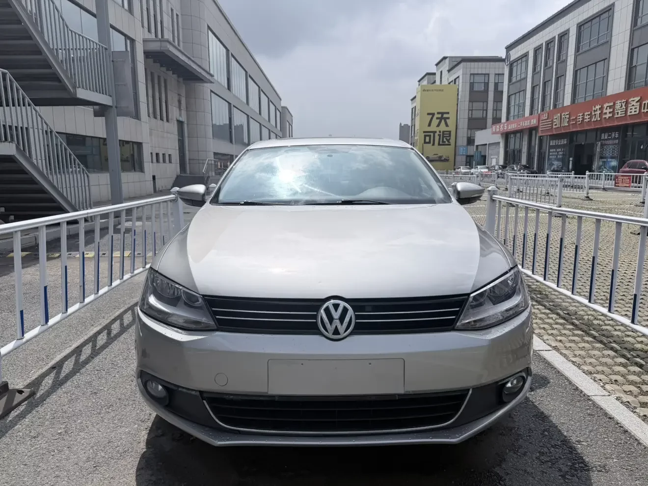 Volkswagen Sagitar