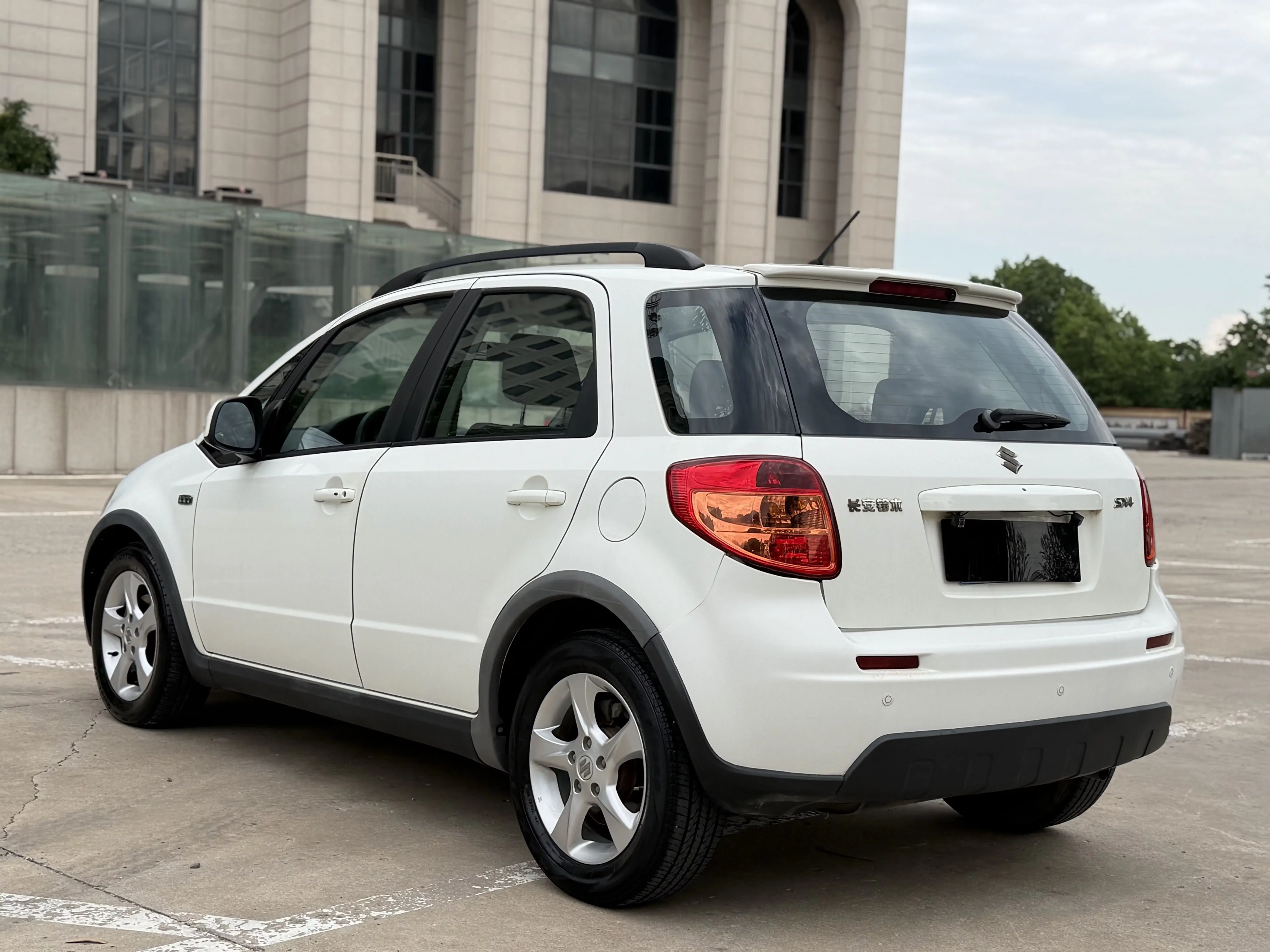 Suzuki SX4