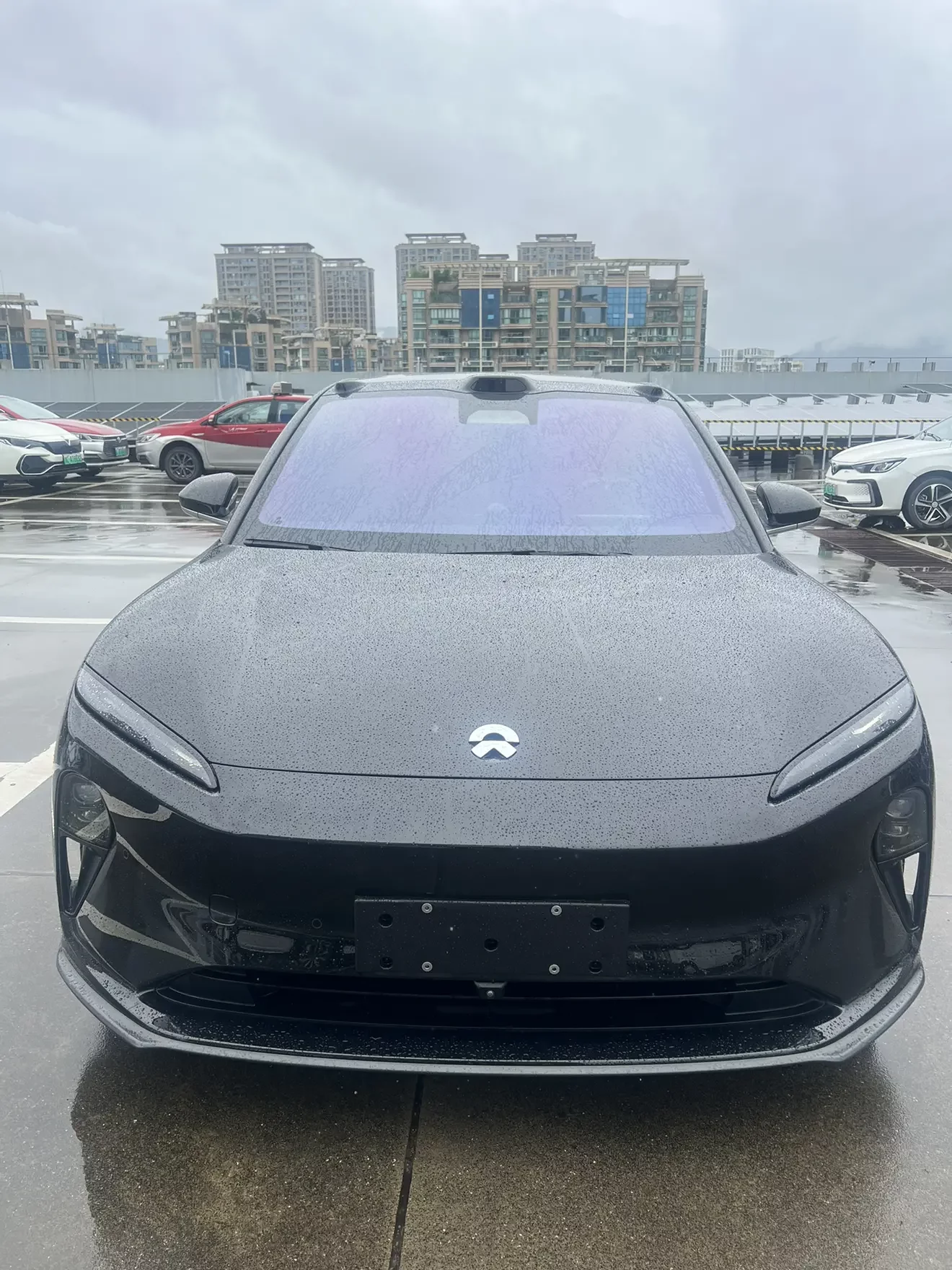 NIO ET5  из Китая