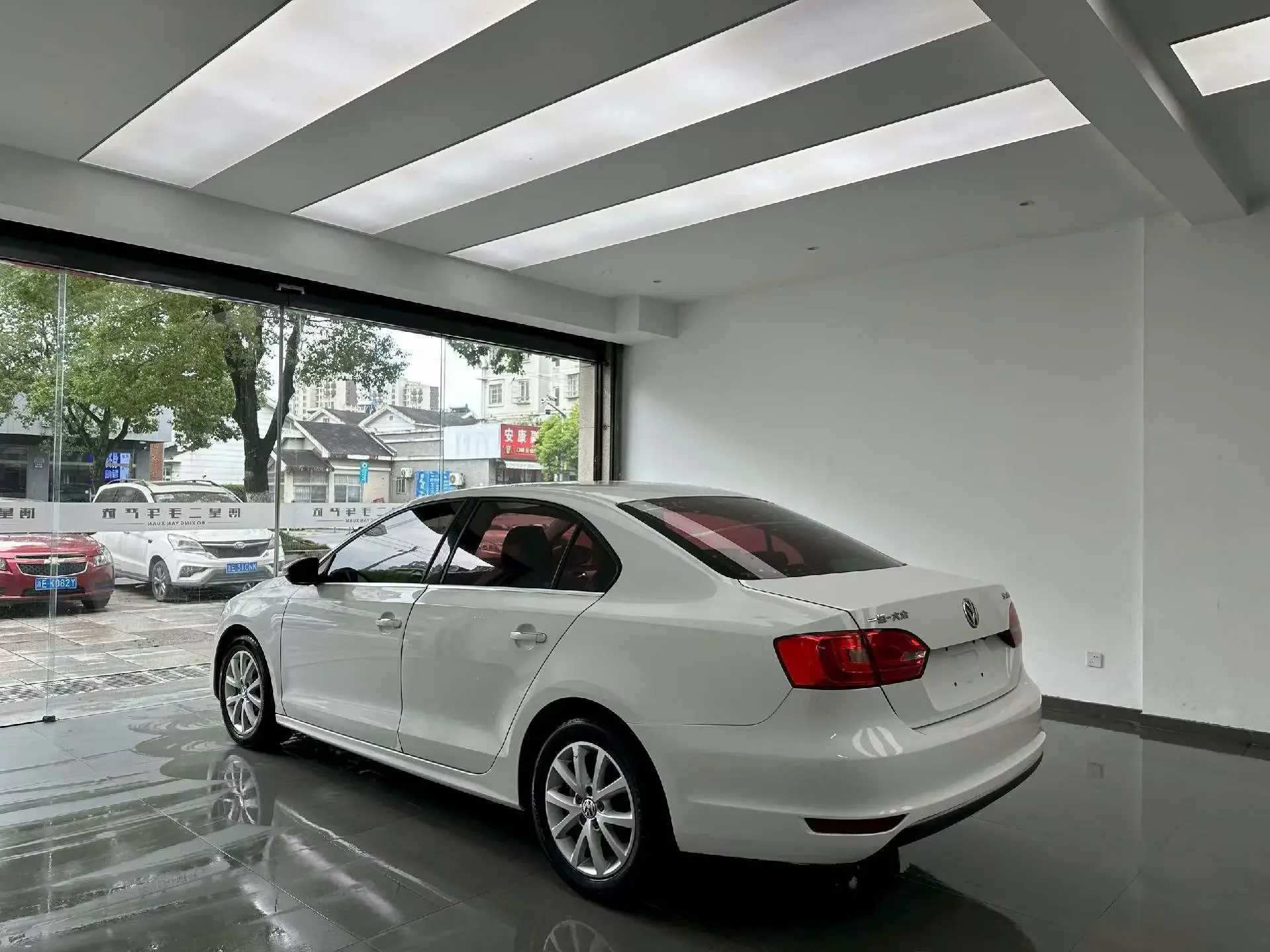 Volkswagen Sagitar