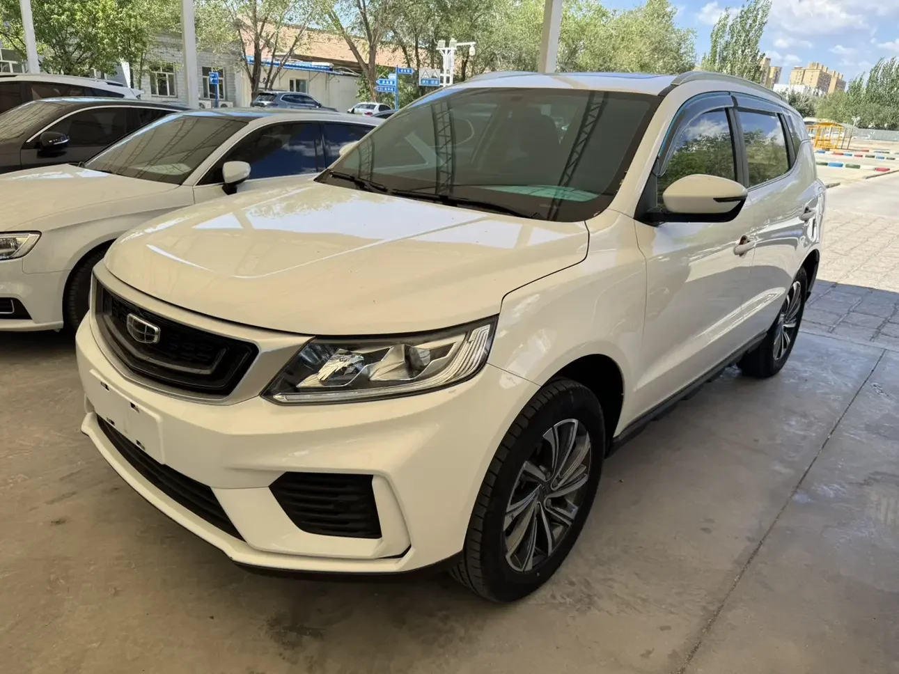 Geely Vision X6