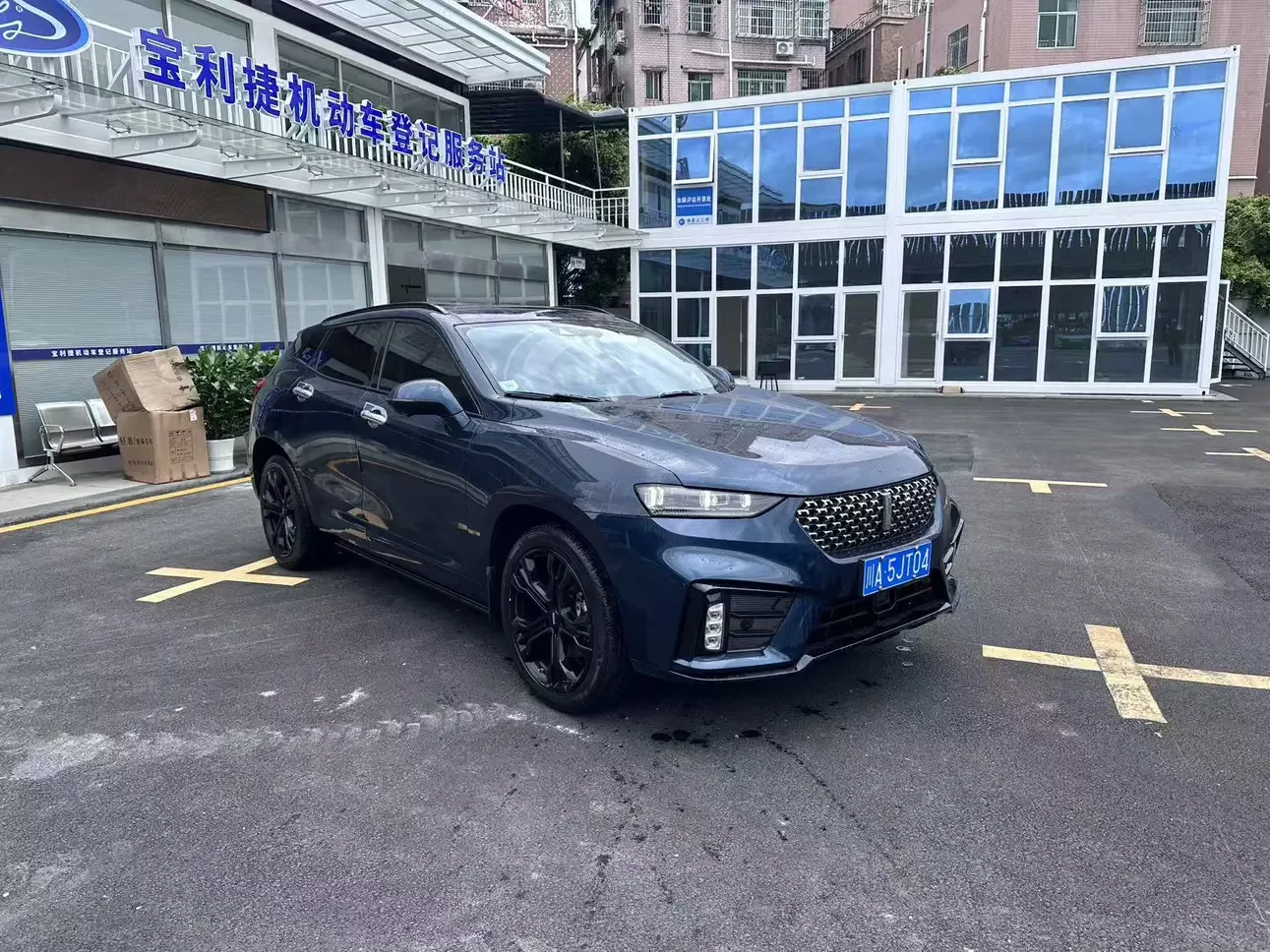 Wey Wei brand VV7