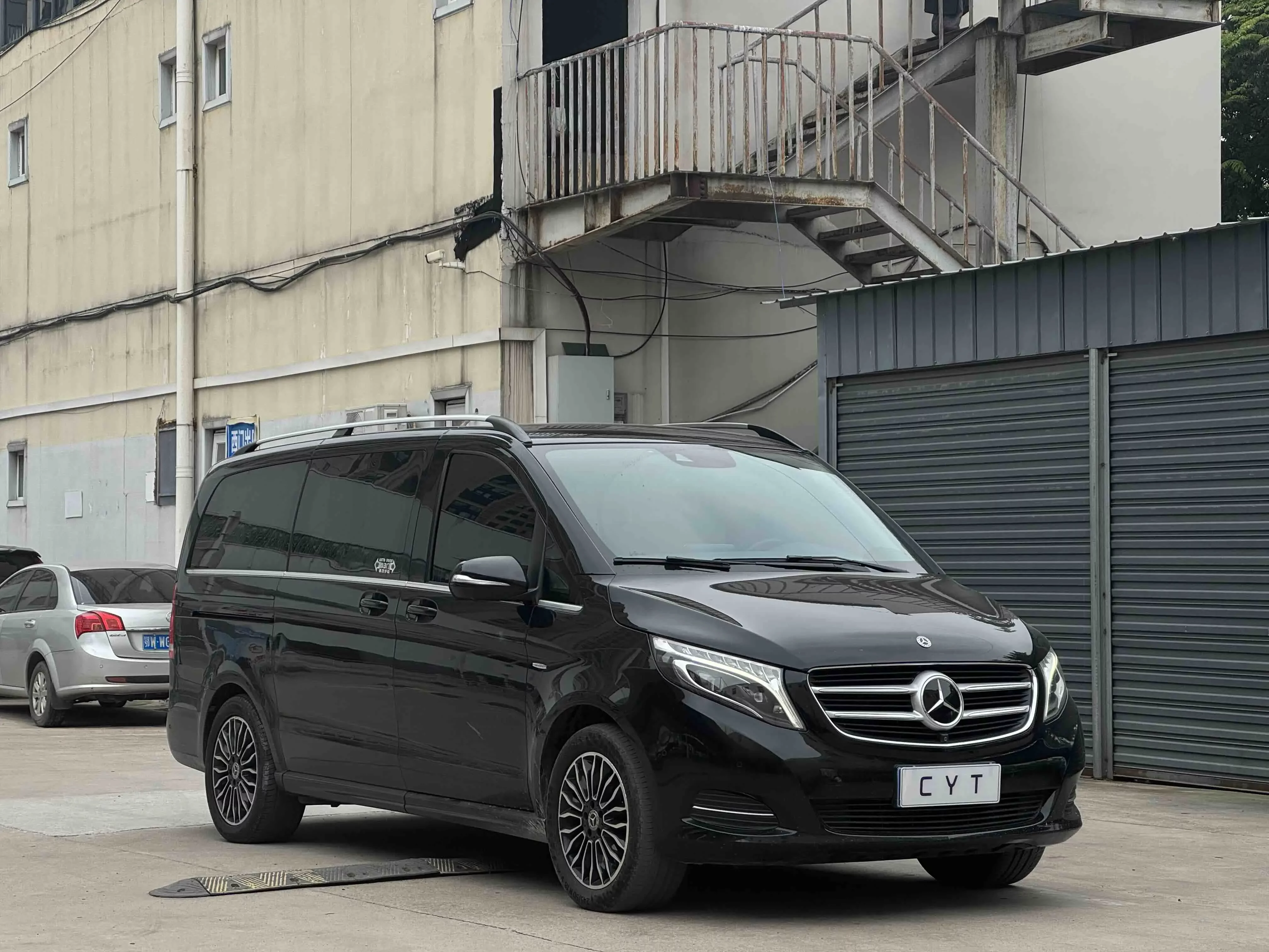 Mercedes-Benz V Class