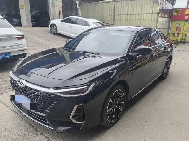 Chery Arrizo 8