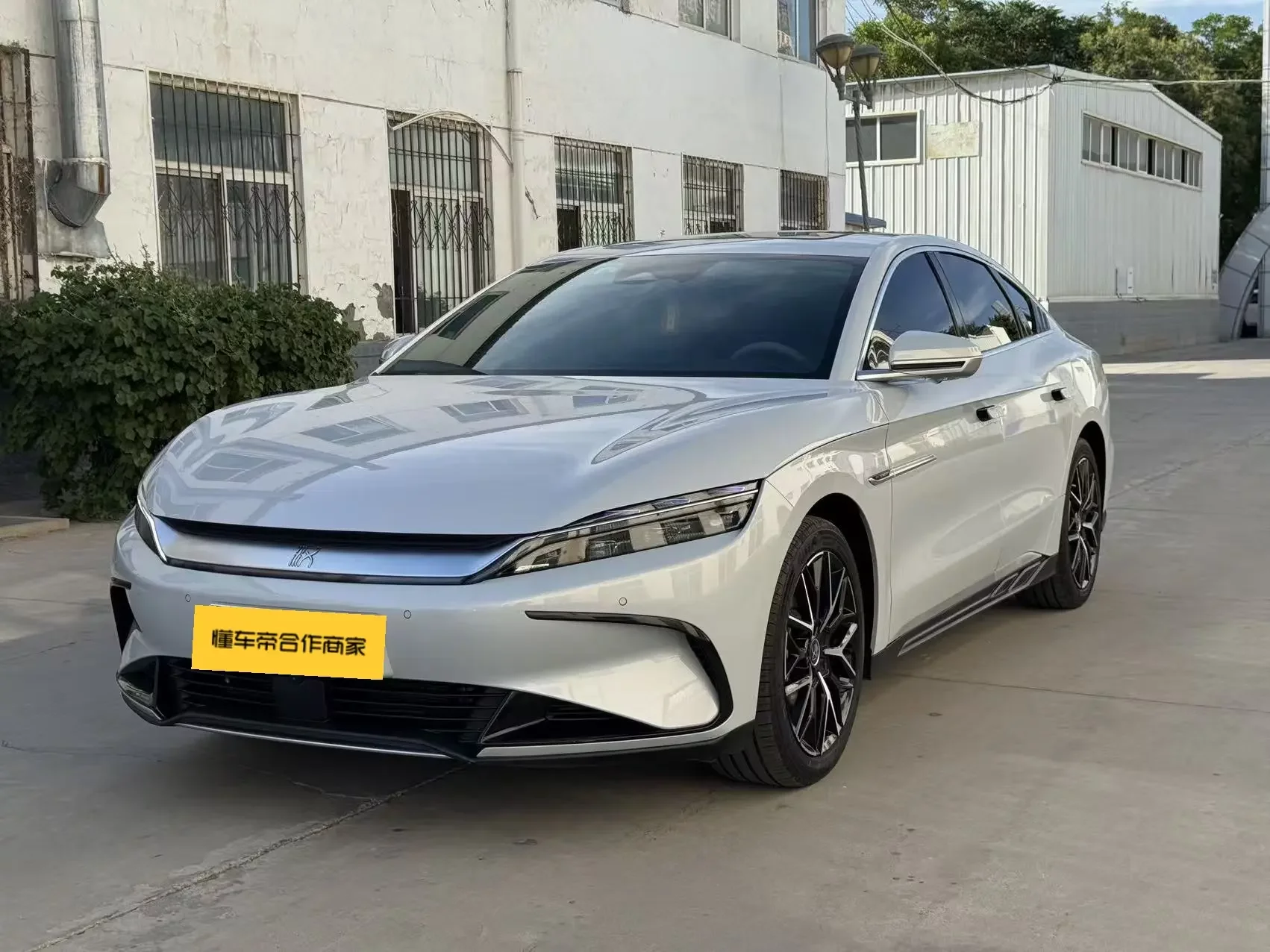 BYD Han EV