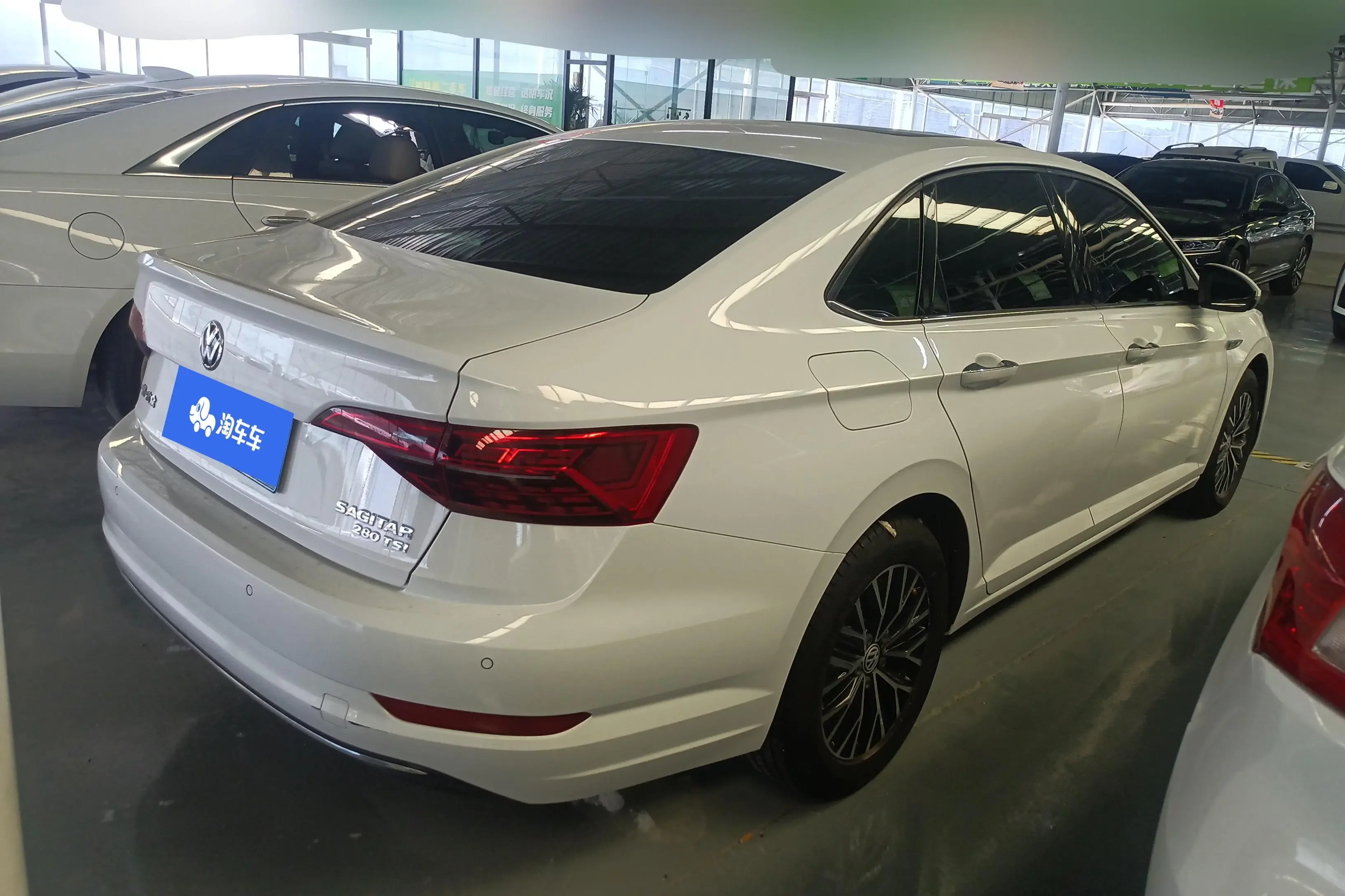 Volkswagen Sagitar