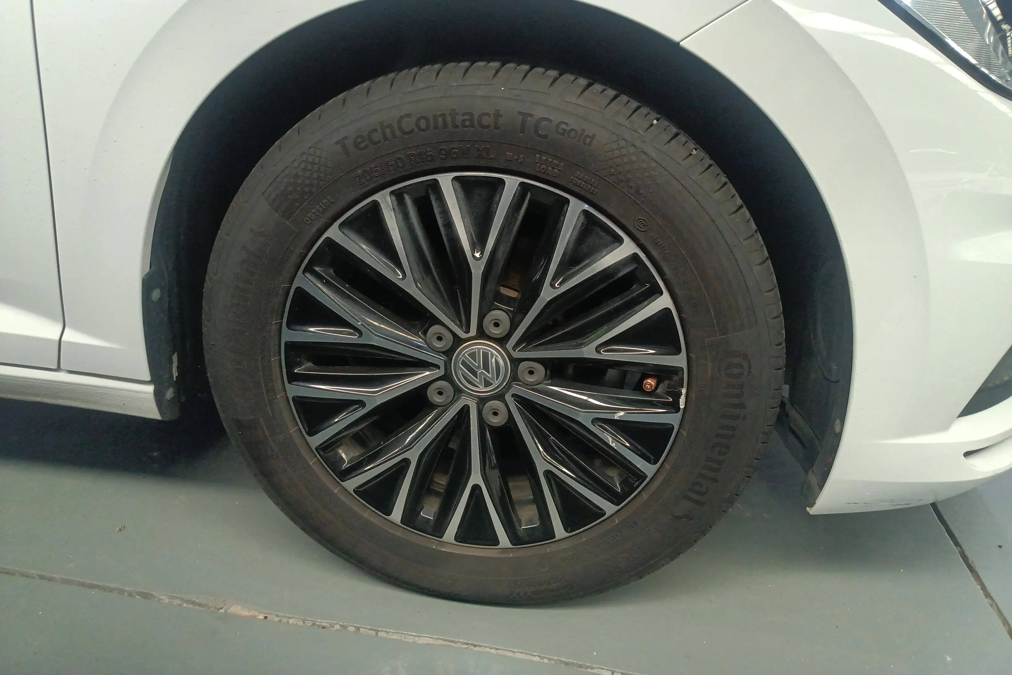 Volkswagen Sagitar