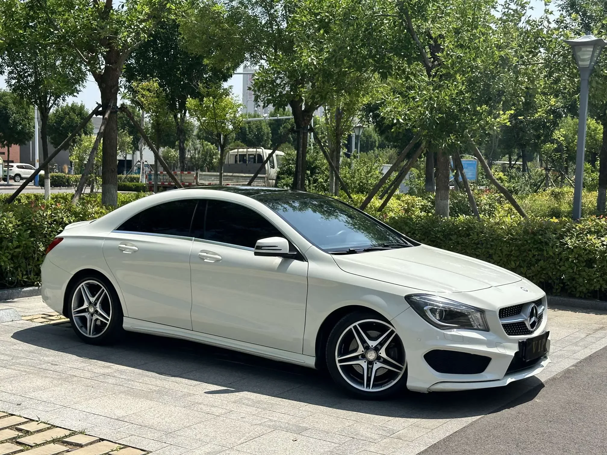 Mercedes-Benz CLA (Imported)