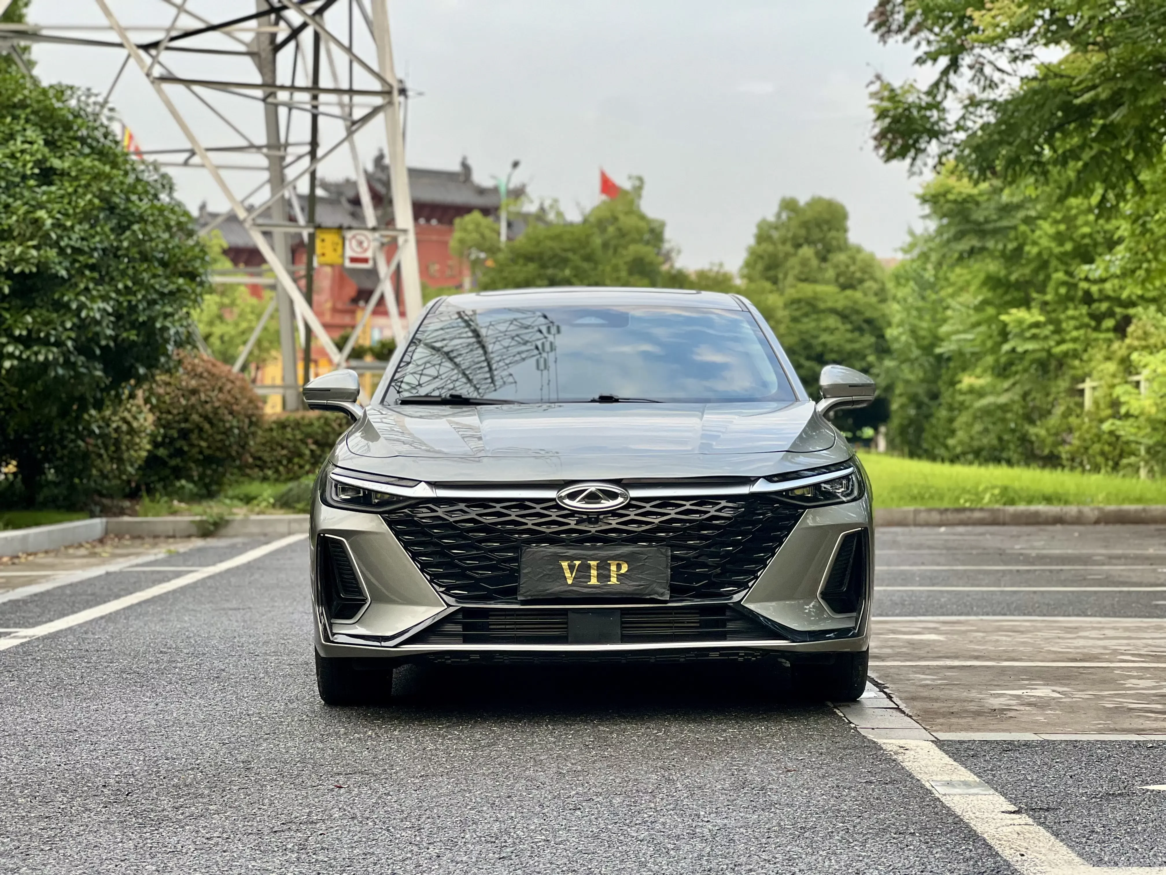 Chery Arrizo 8