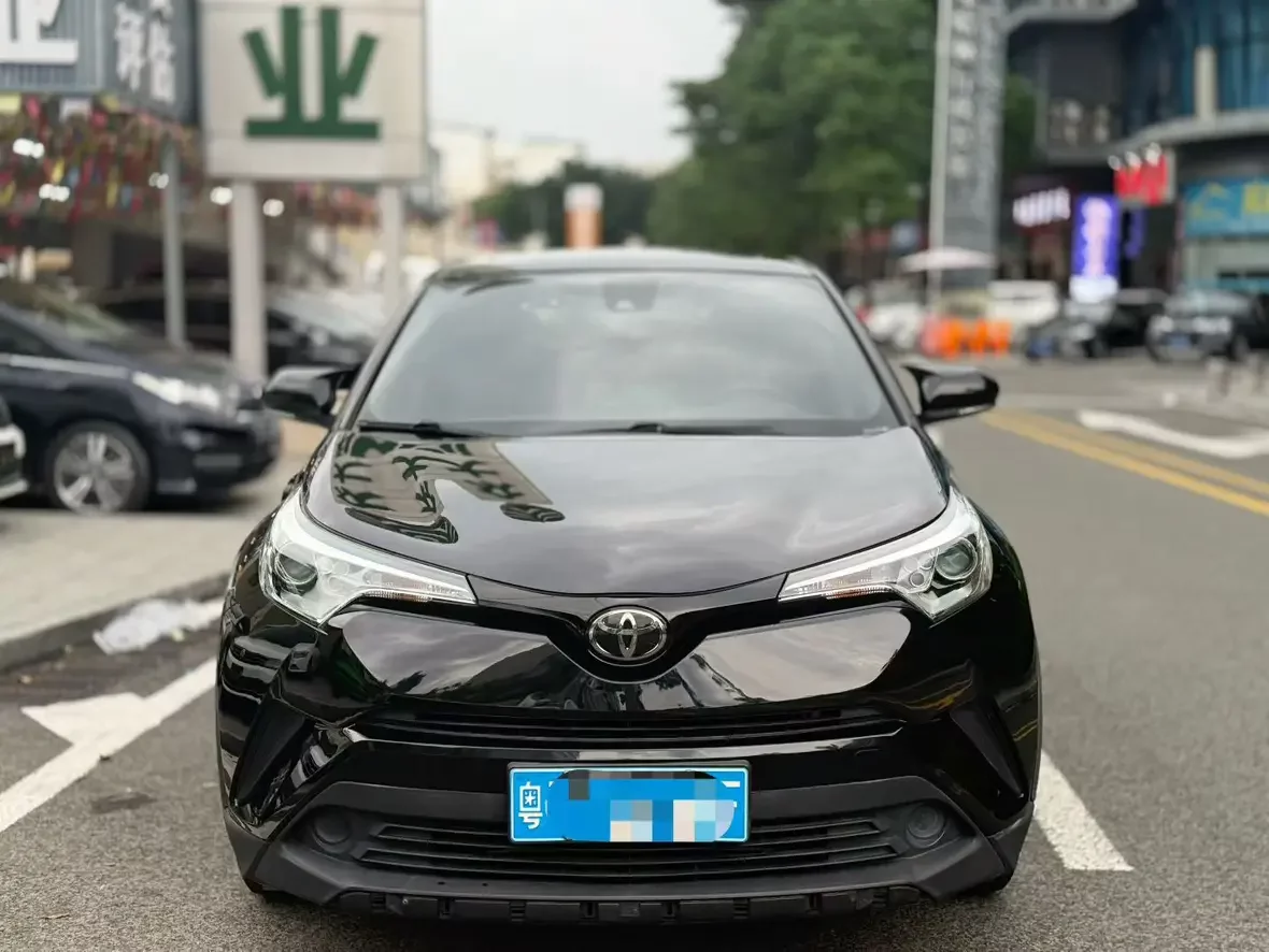 Toyota C-HR Hybrid