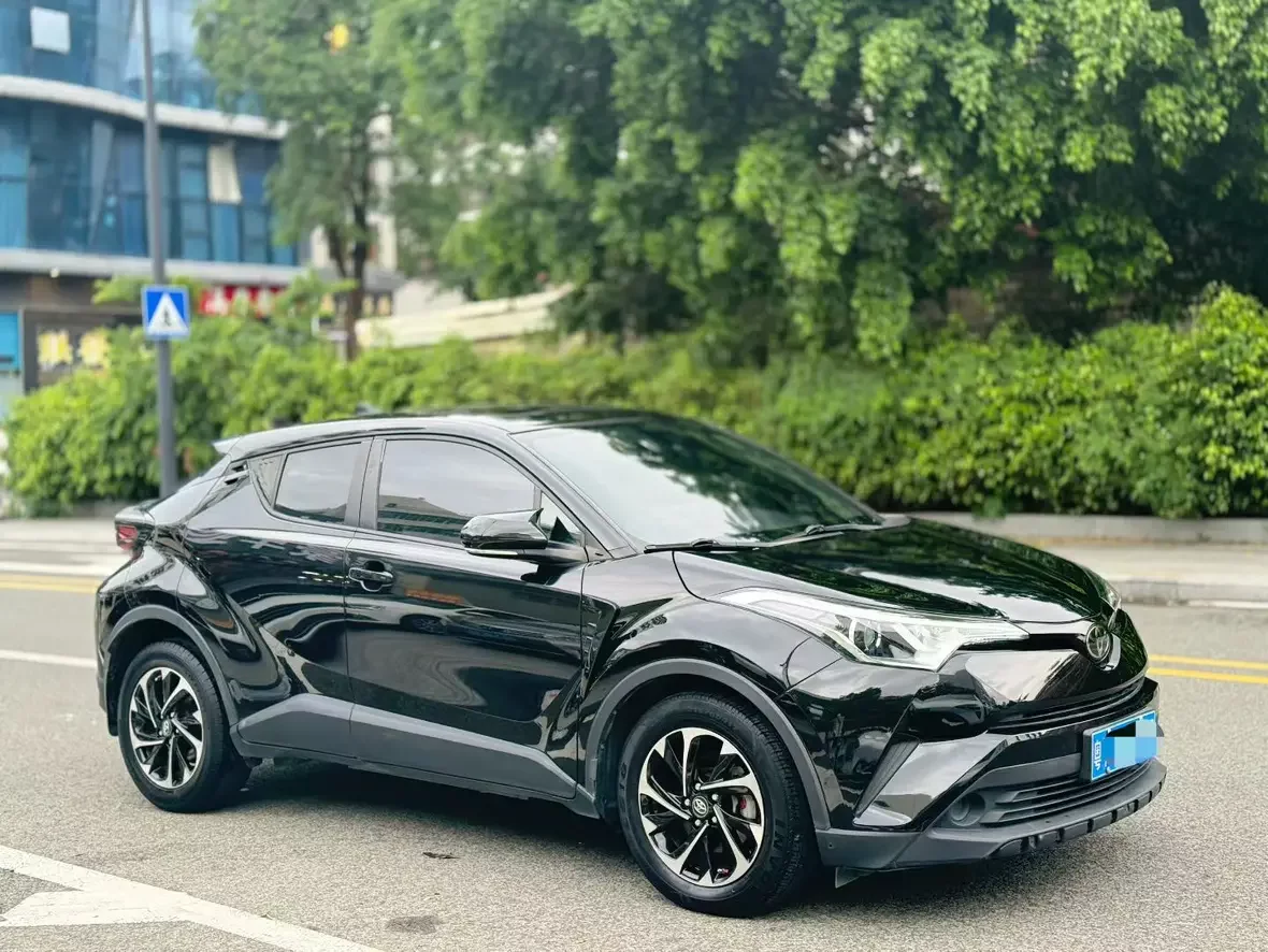 Toyota C-HR Hybrid