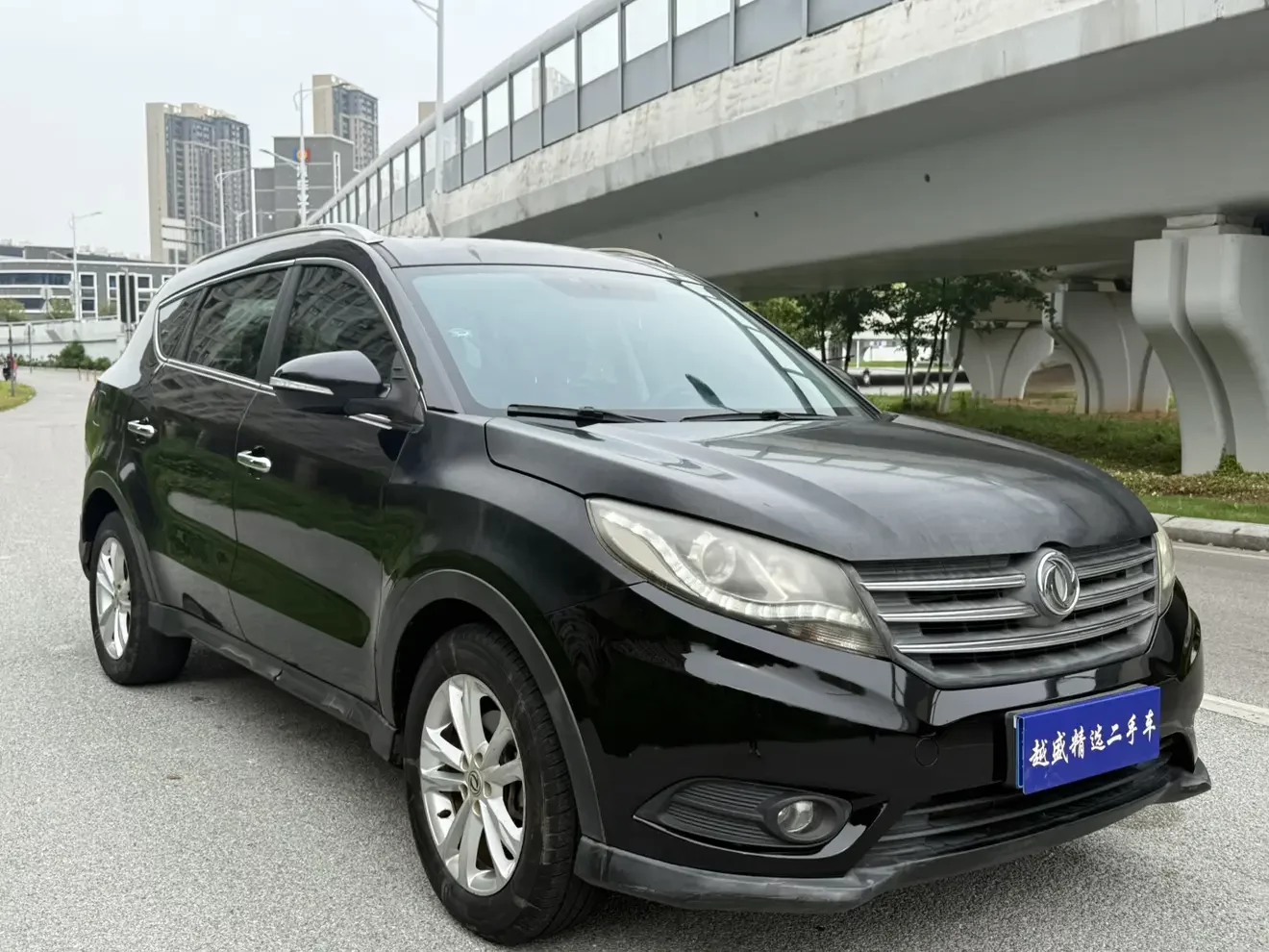 Dongfeng Fengon 580