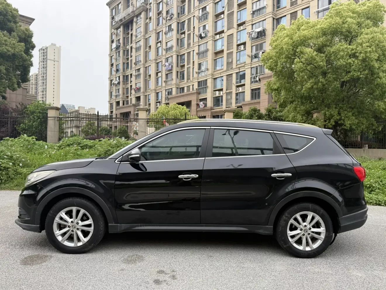 Dongfeng Fengon 580