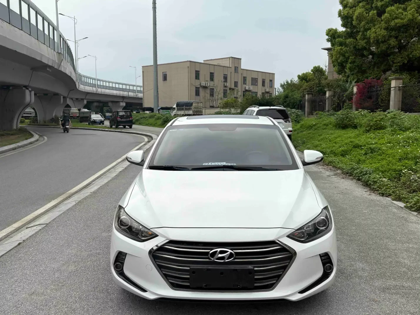 Hyundai lead